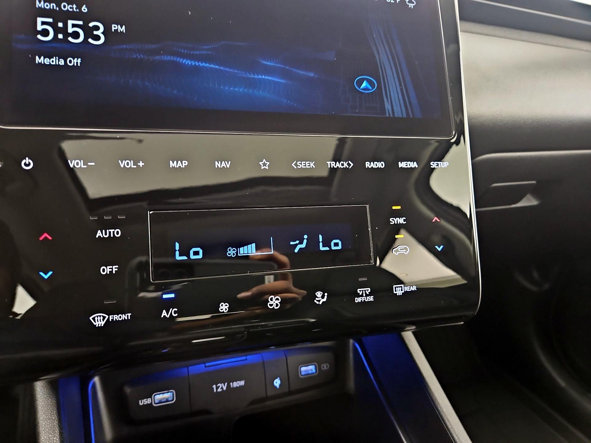 Thumbnail: 2024 Hyundai Tucson - 17