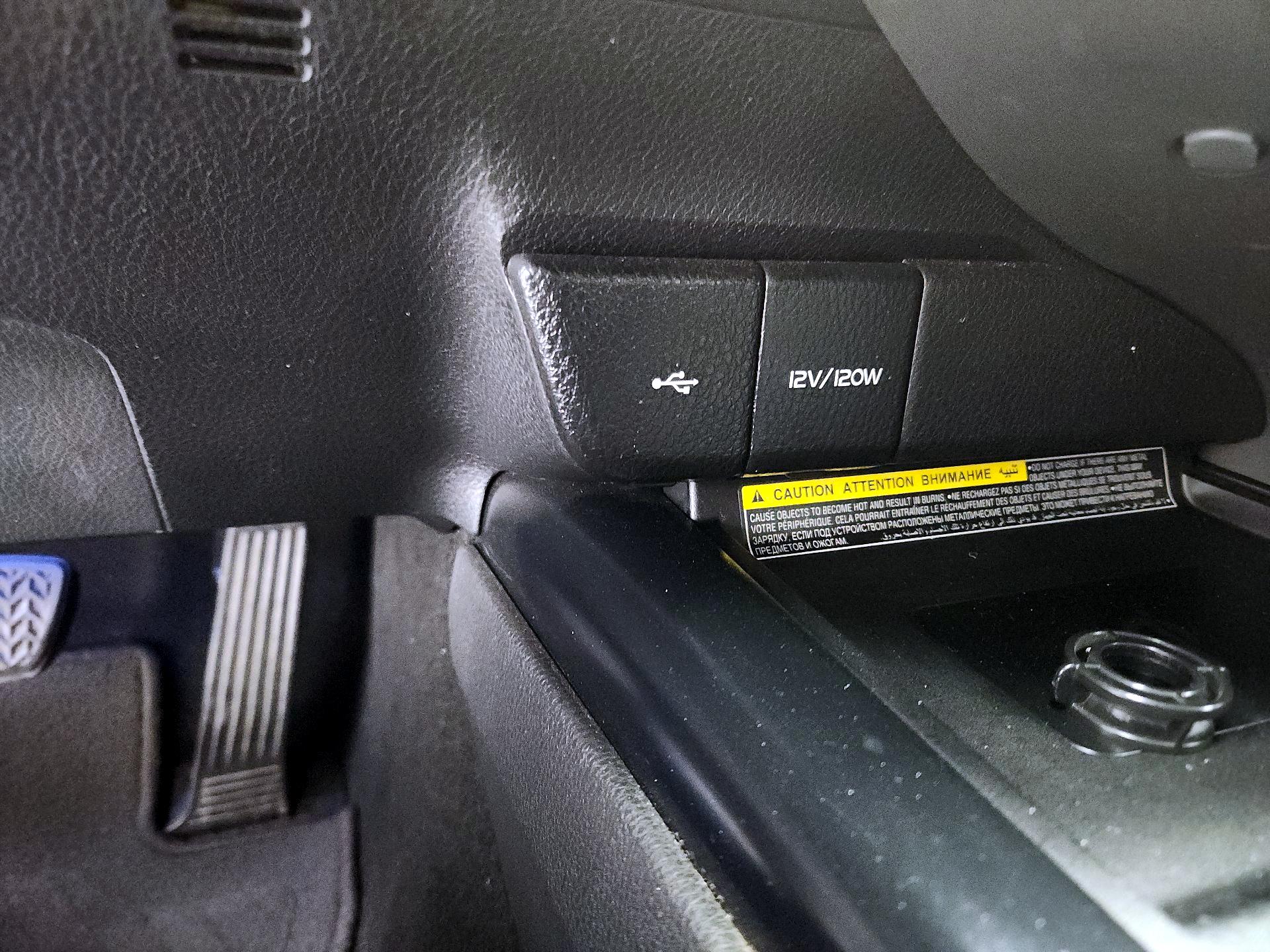 Thumbnail: 2020 Toyota Camry - 18