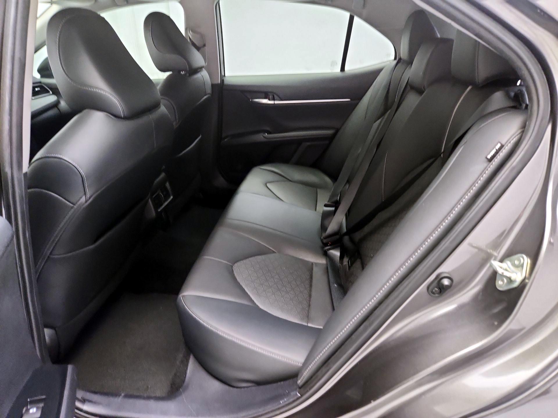 Thumbnail: 2020 Toyota Camry - 20