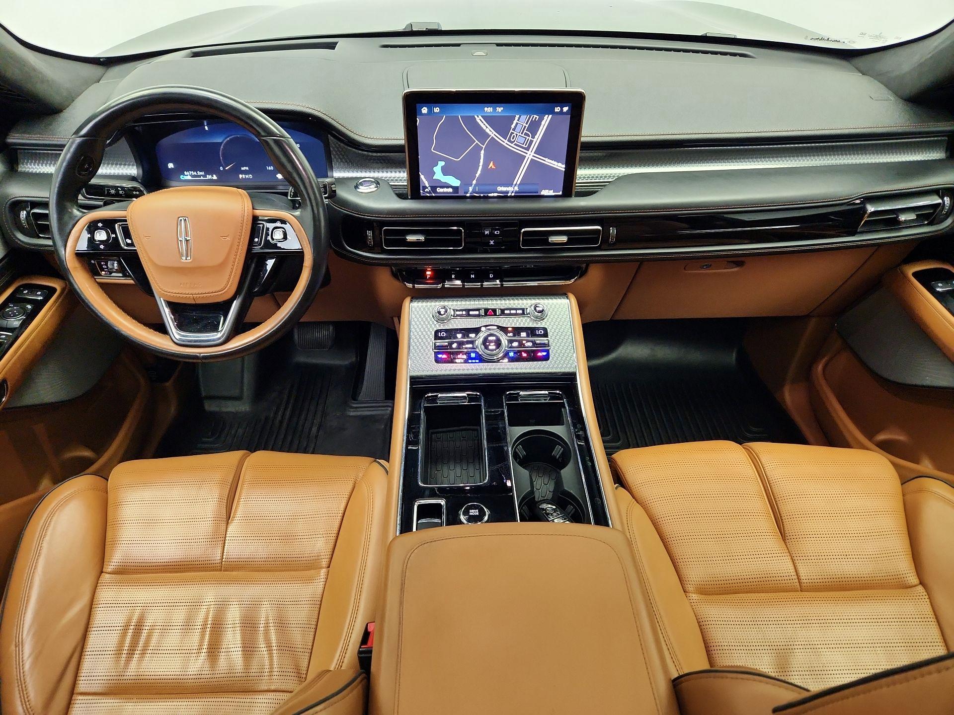 Thumbnail: 2020 Lincoln Aviator - 9