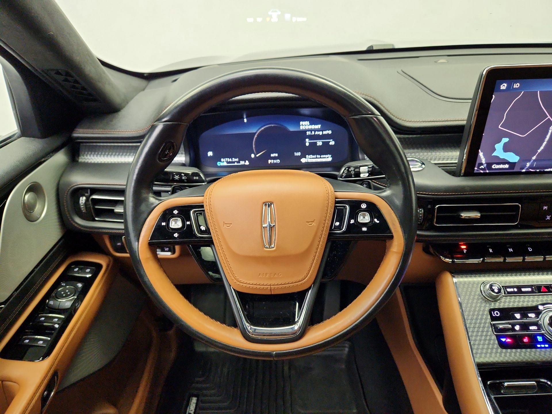 Thumbnail: 2020 Lincoln Aviator - 10