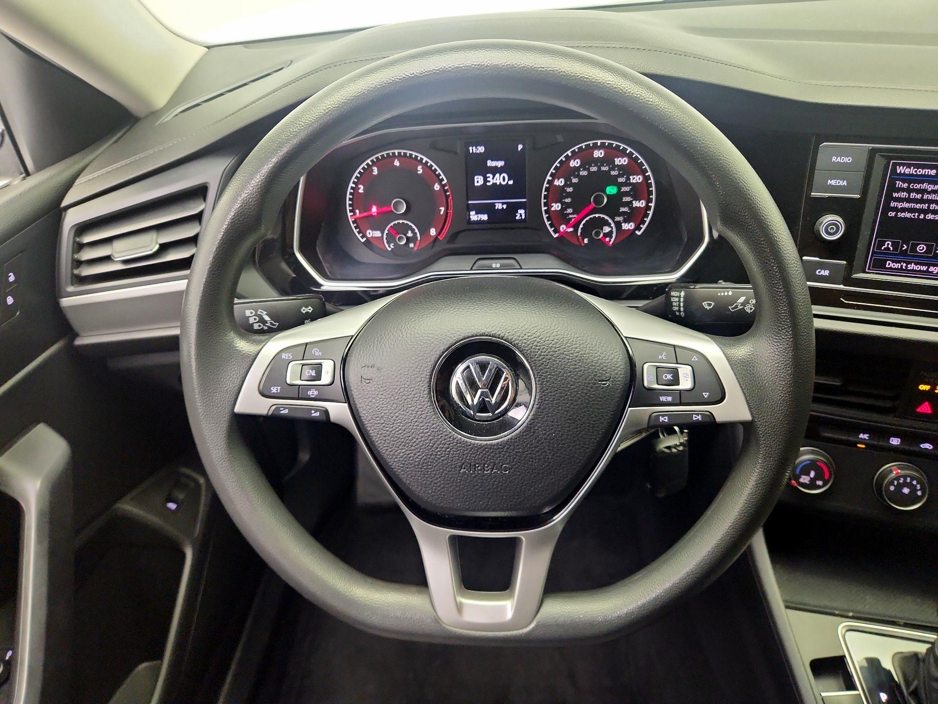 Thumbnail: 2019 Volkswagen Jetta - 10