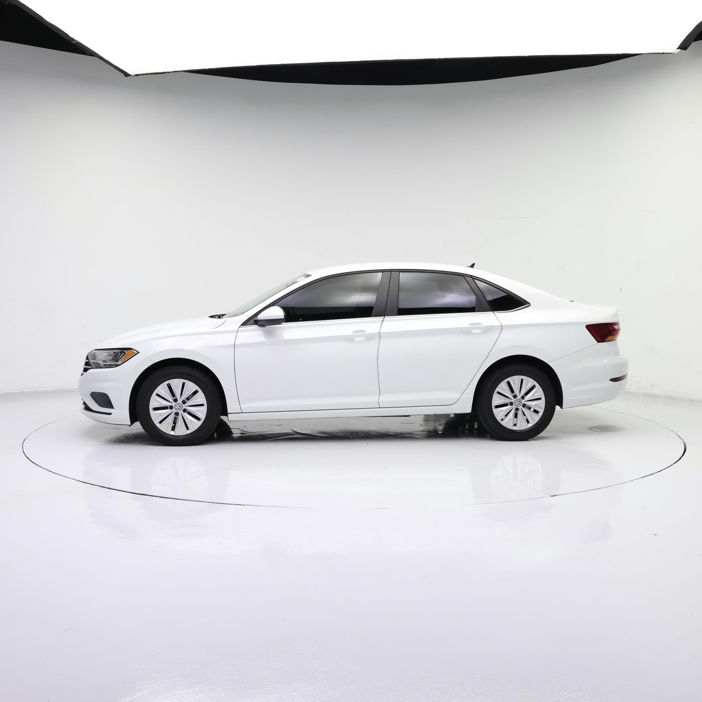 Thumbnail: 2019 Volkswagen Jetta - 3