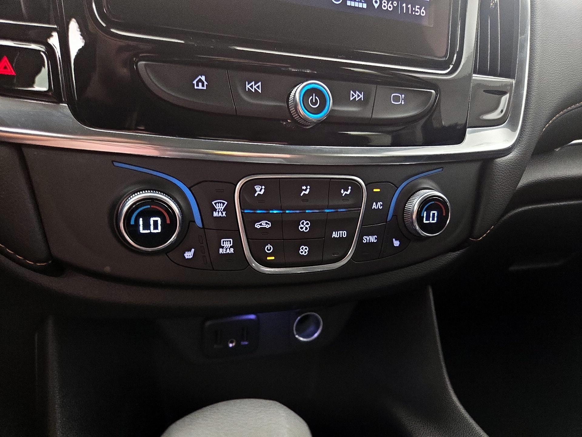 Thumbnail: 2021 Chevrolet Traverse - 16