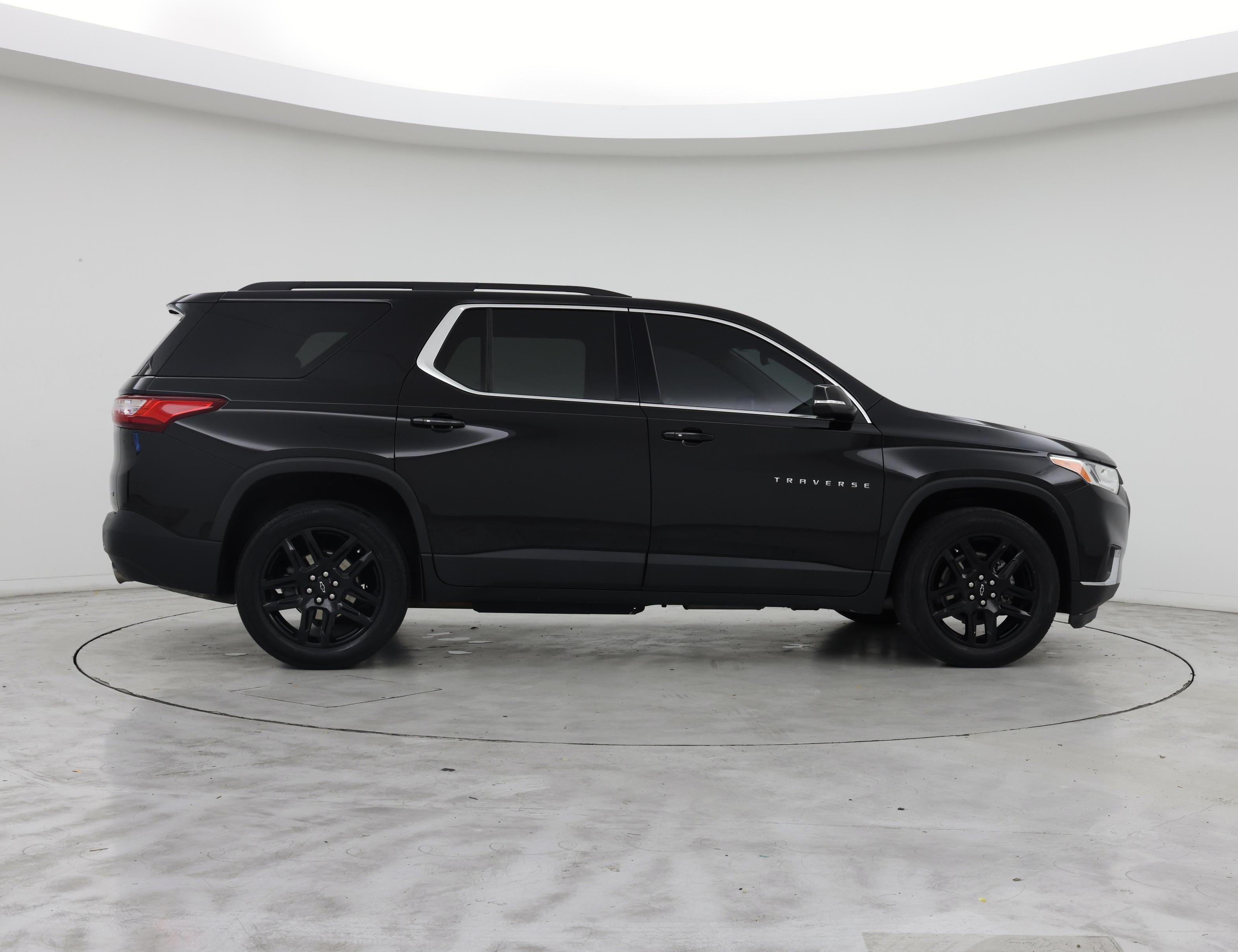 Thumbnail: 2021 Chevrolet Traverse - 7