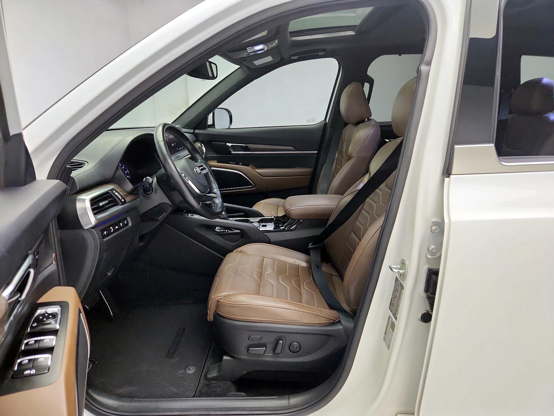 Thumbnail: 2020 Kia Telluride - 11