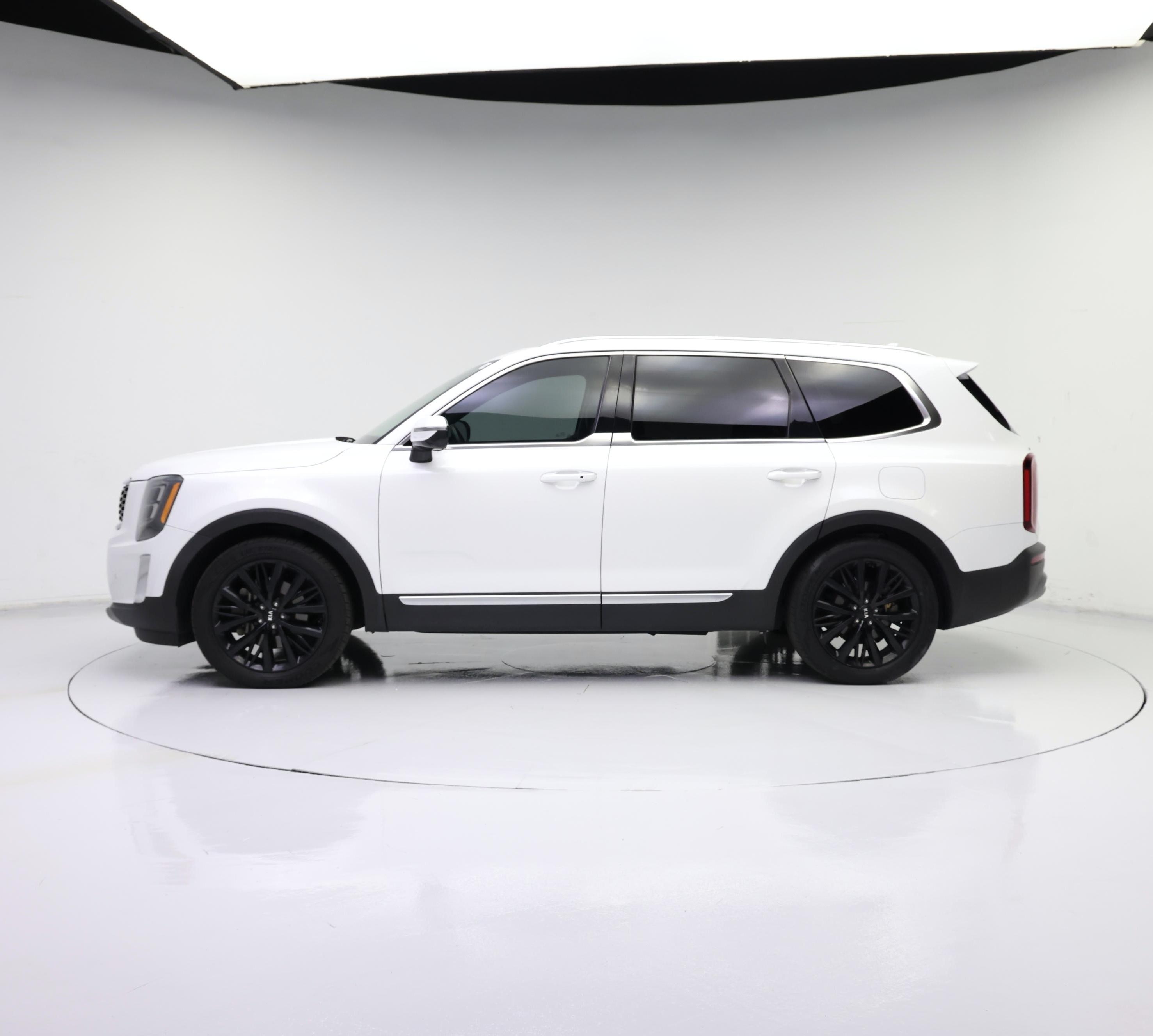 Thumbnail: 2020 Kia Telluride - 3