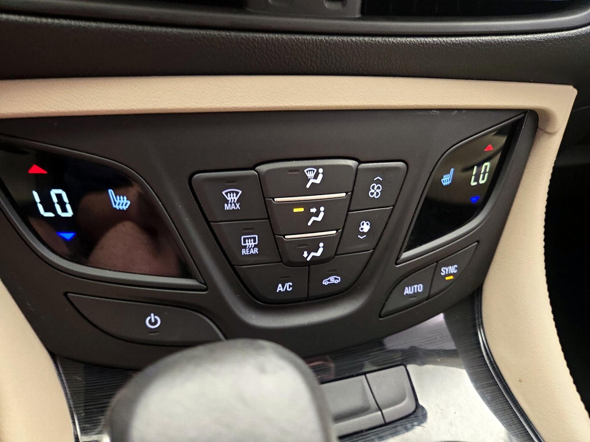 Thumbnail: 2017 Buick Envision - 16