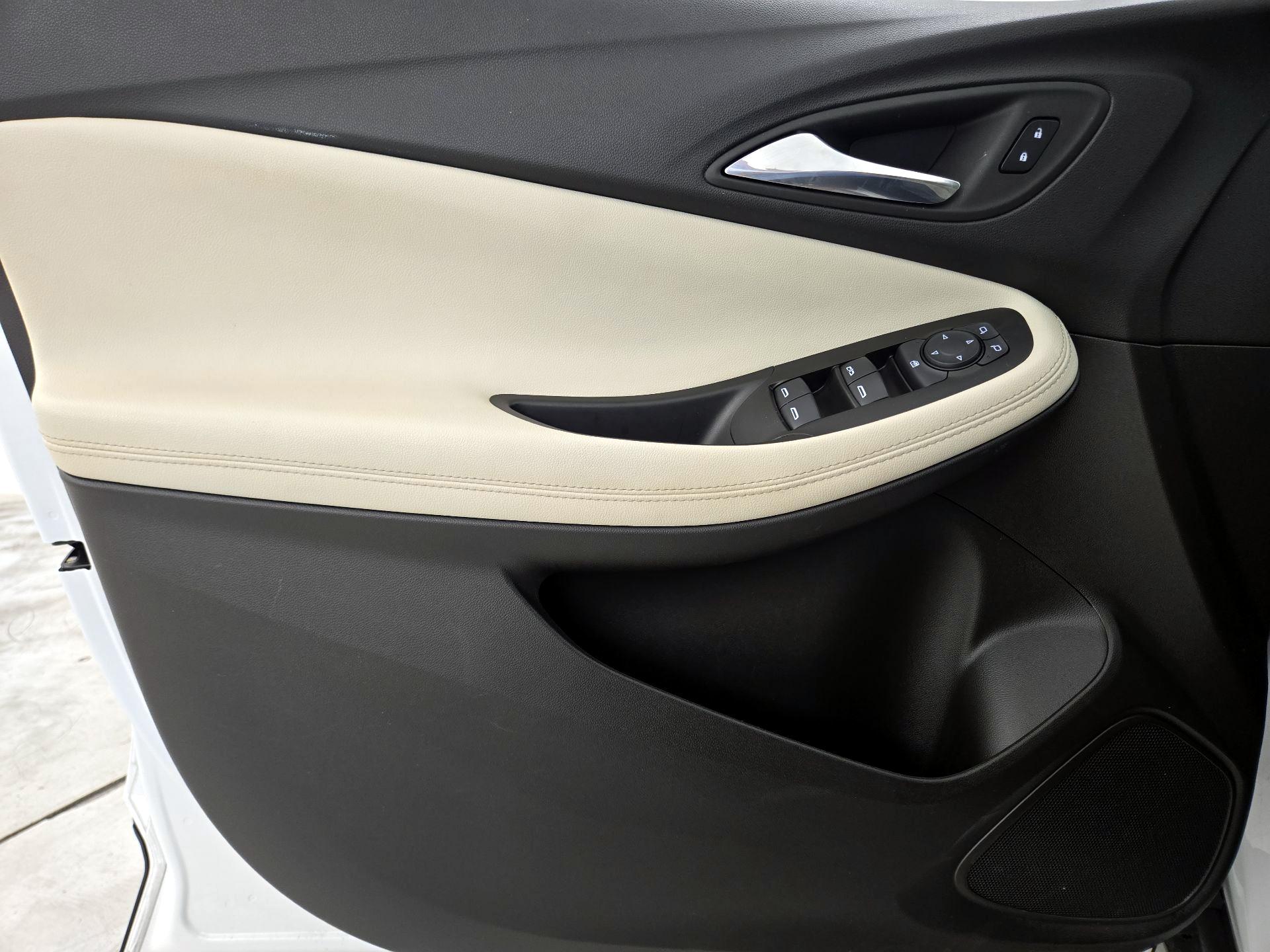 Thumbnail: 2023 Buick Encore GX - 12