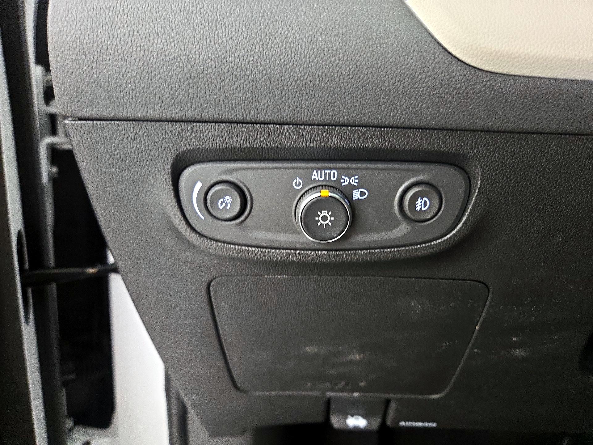 Thumbnail: 2023 Buick Encore GX - 13