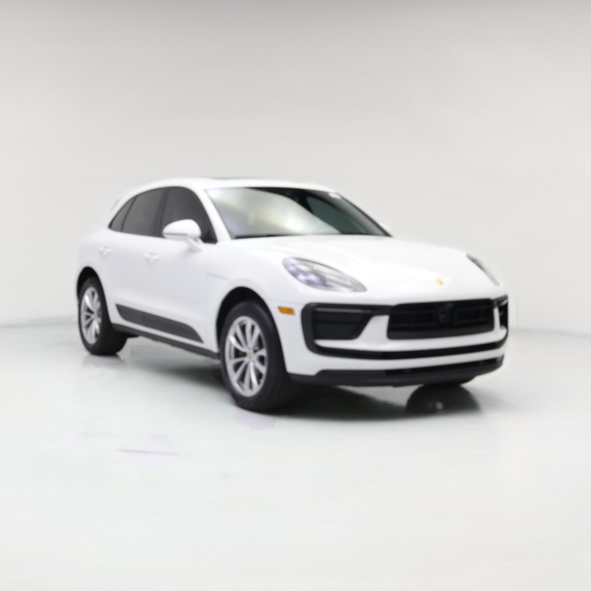 Thumbnail: 2023 Porsche Macan - 1