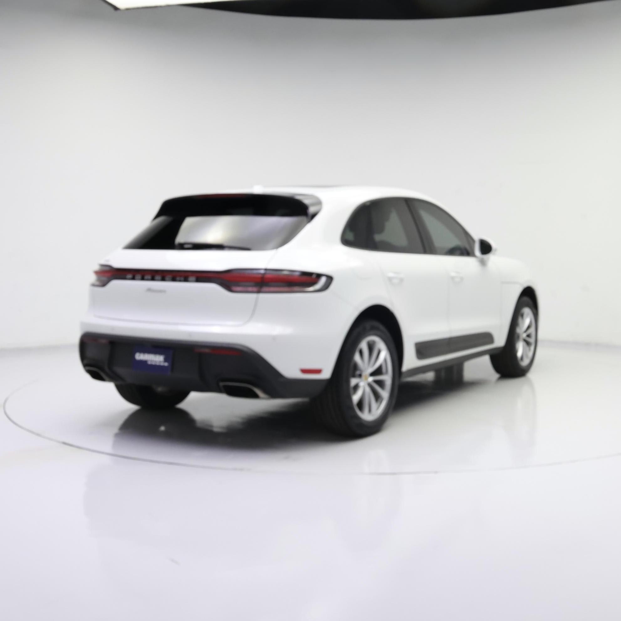 Thumbnail: 2023 Porsche Macan - 8