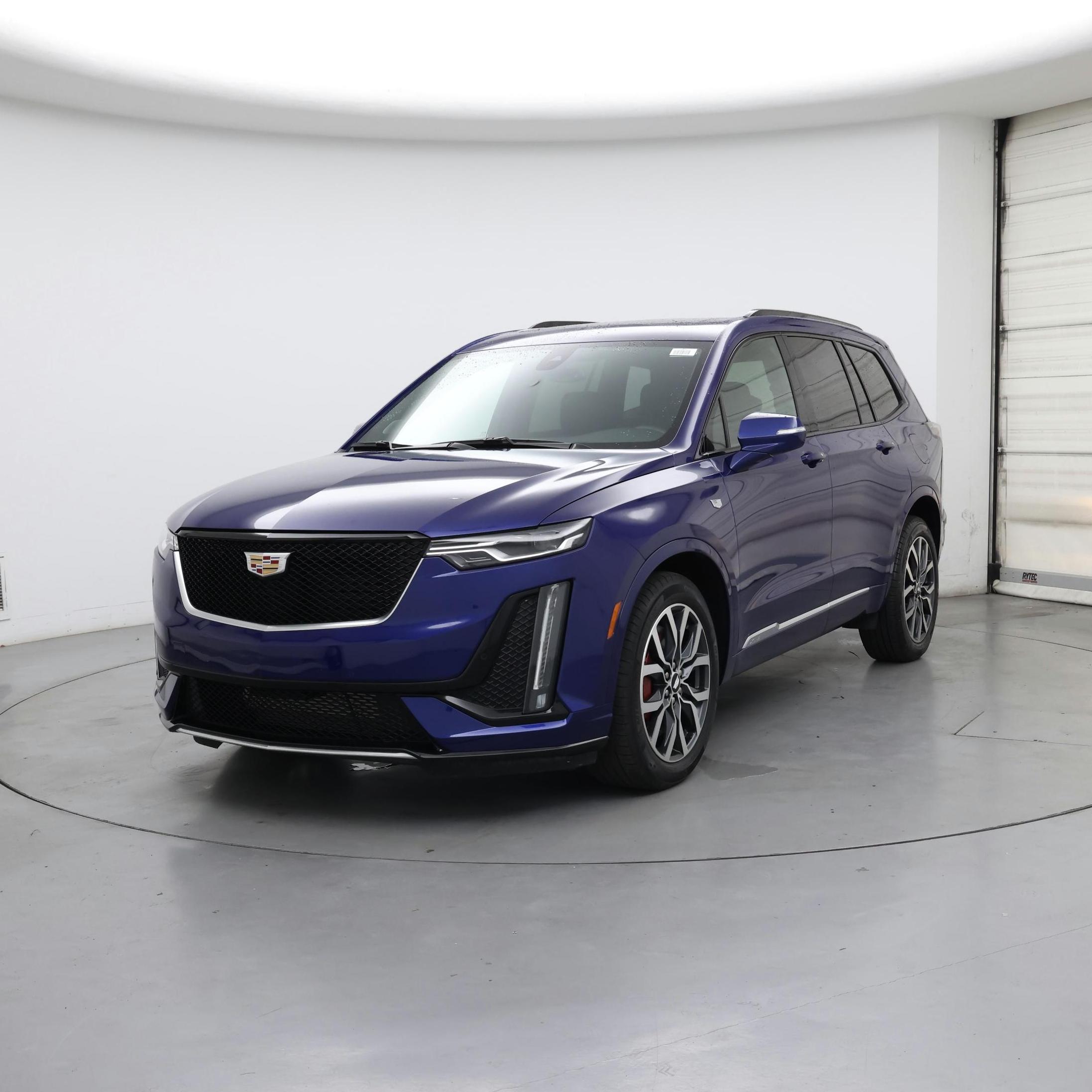 Thumbnail: 2023 Cadillac XT6 - 4