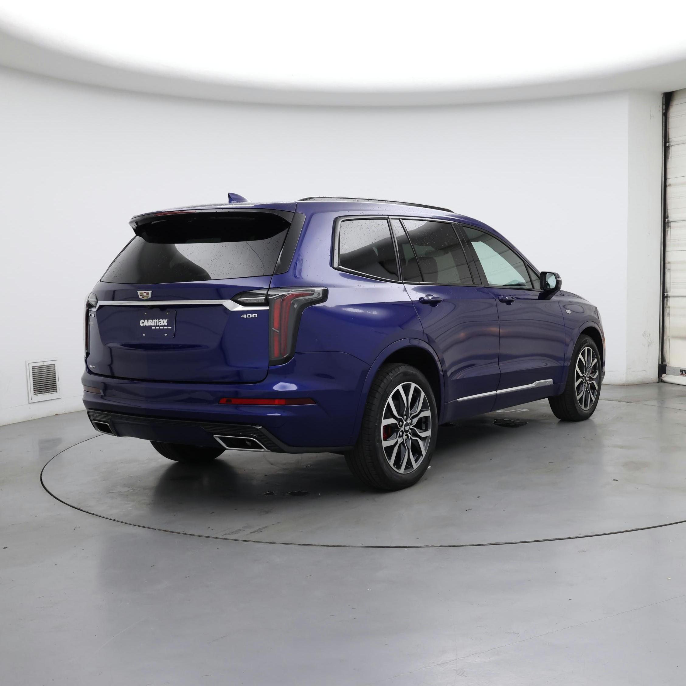 Thumbnail: 2023 Cadillac XT6 - 8