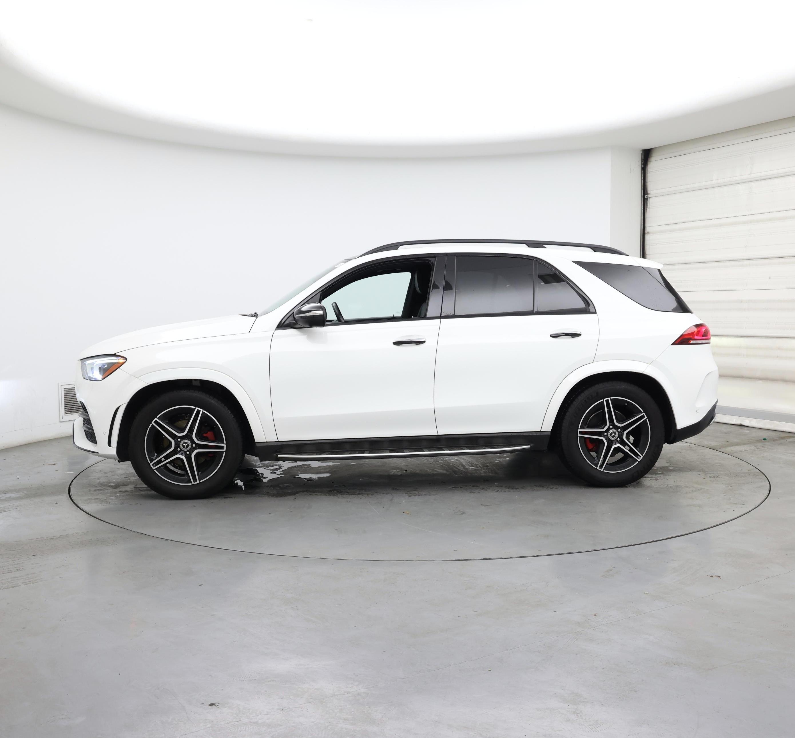 Thumbnail: 2021 Mercedes-Benz GLE - 3