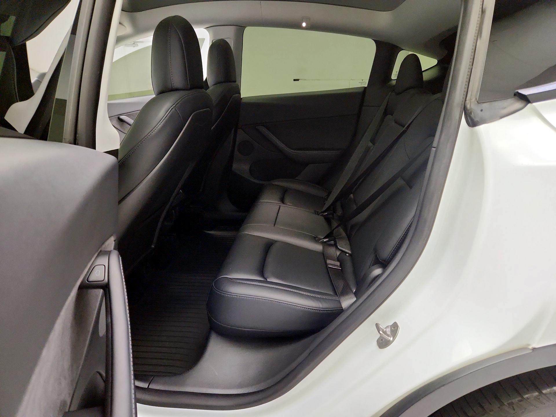 Thumbnail: 2021 Tesla Model Y - 19