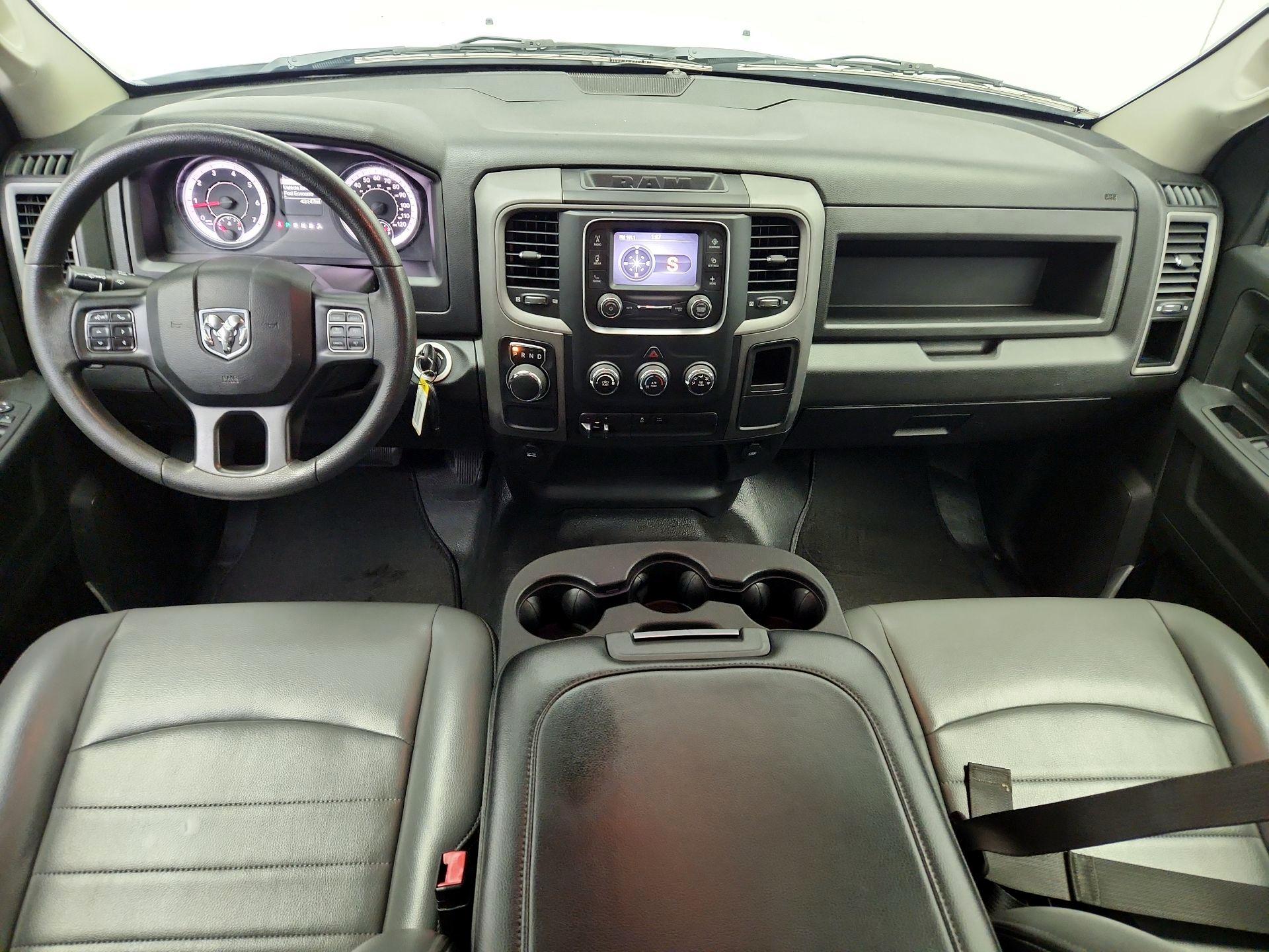 Thumbnail: 2021 RAM 1500 Classic - 9