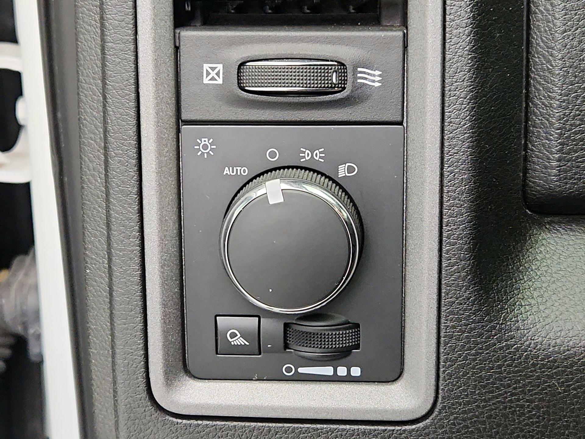 Thumbnail: 2021 RAM 1500 Classic - 13