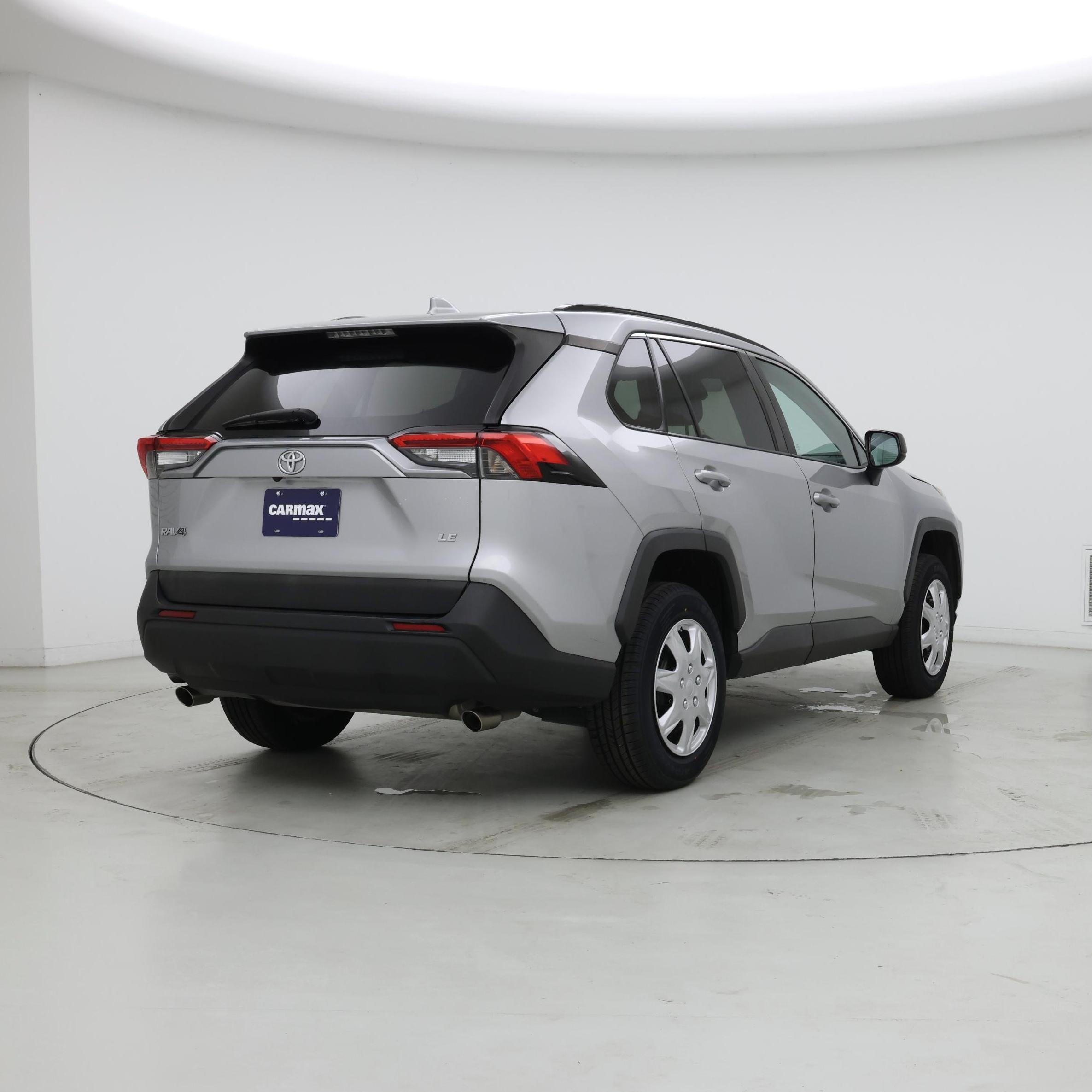 Thumbnail: 2020 Toyota RAV4 - 8