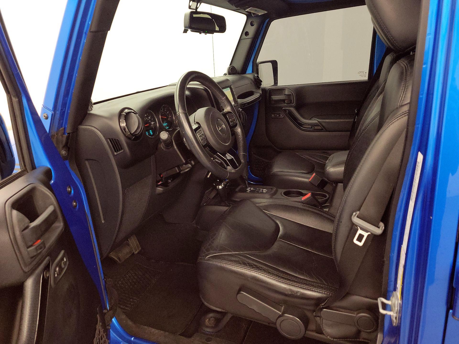 Thumbnail: 2014 Jeep Wrangler - 11