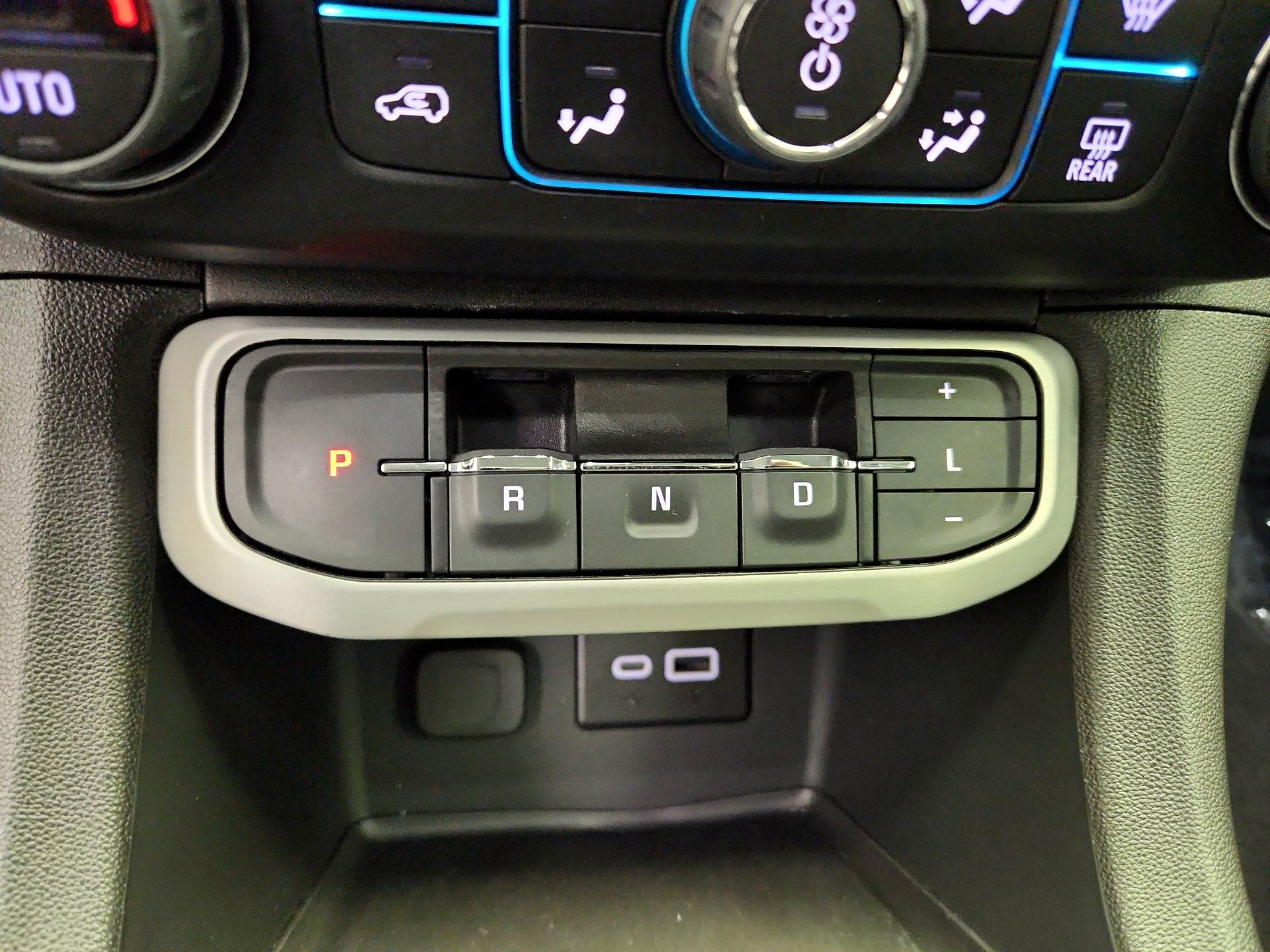 Thumbnail: 2023 GMC Acadia - 17