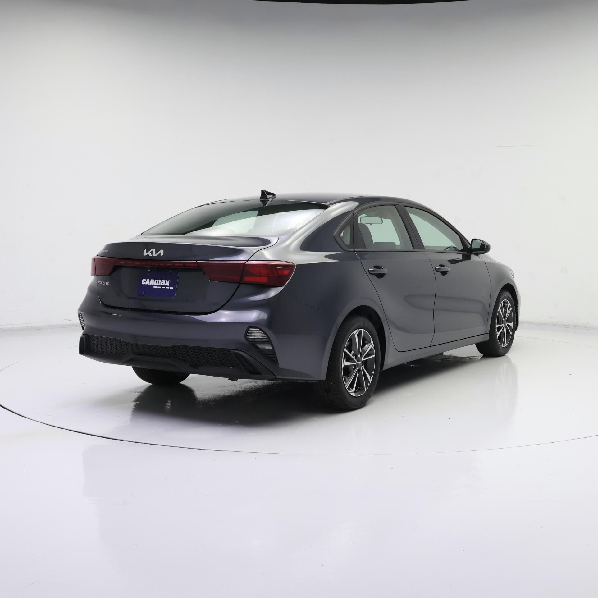 Thumbnail: 2024 Kia Forte - 8