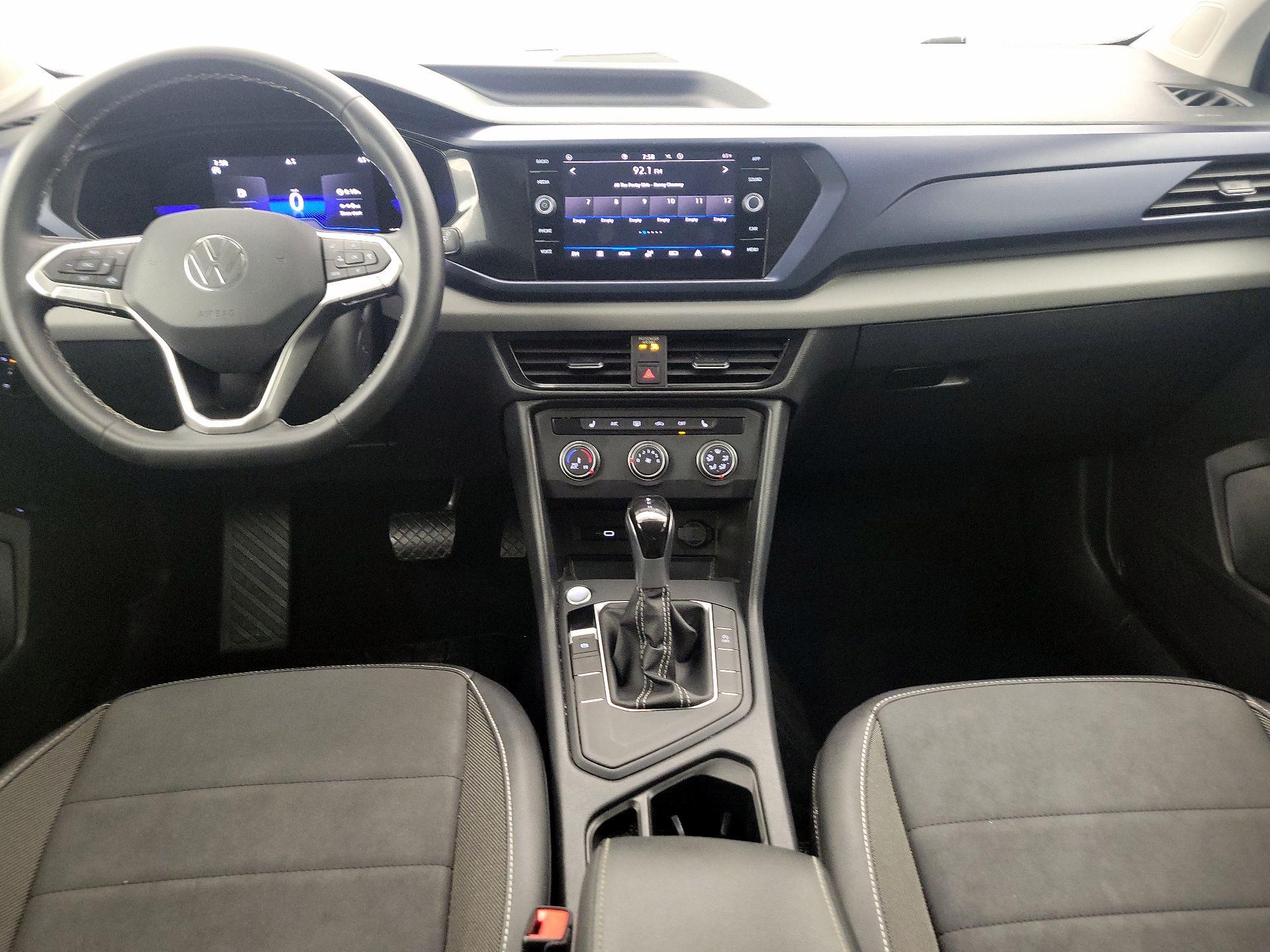 Thumbnail: 2022 Volkswagen Taos - 9