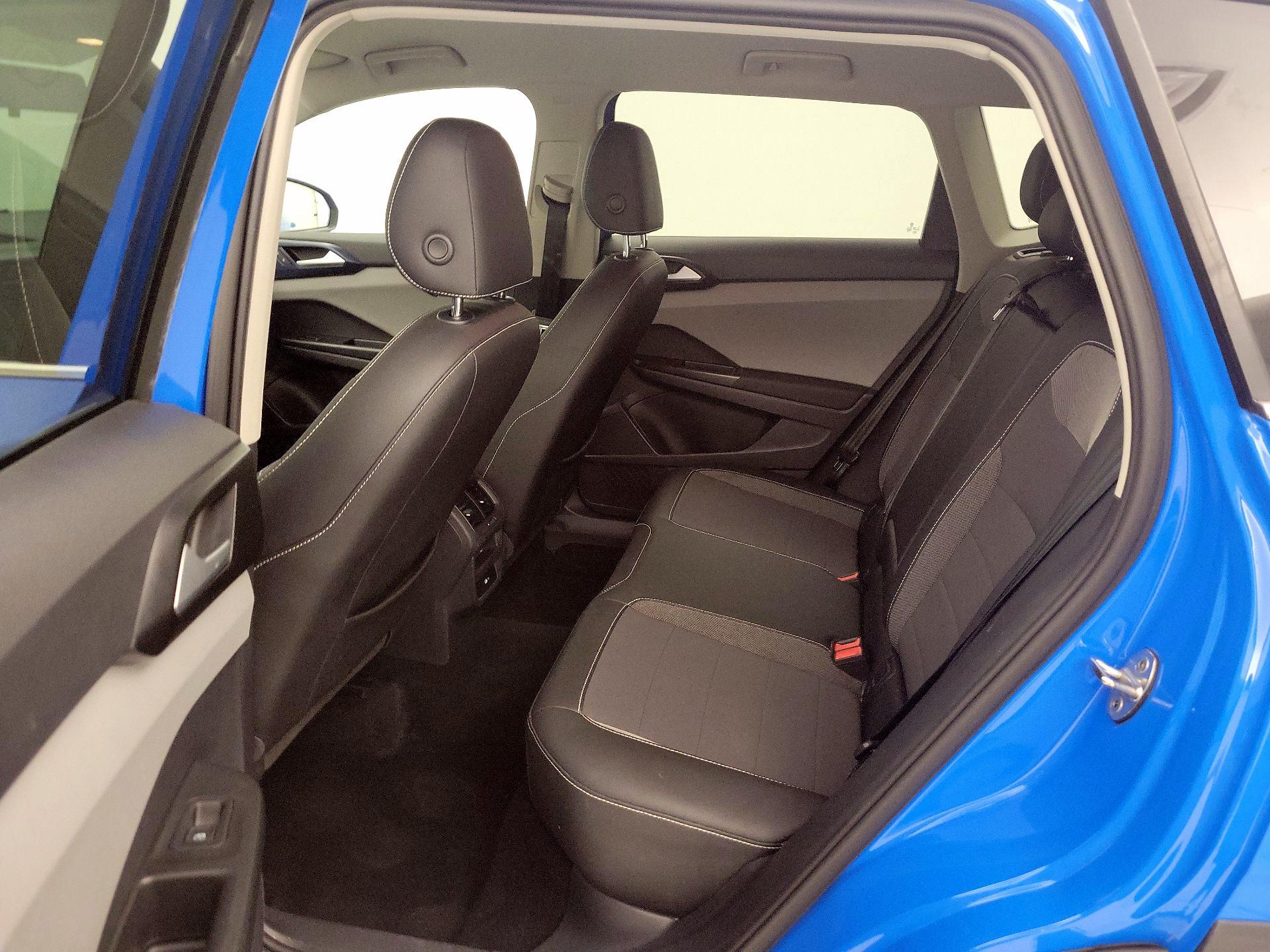 Thumbnail: 2022 Volkswagen Taos - 19