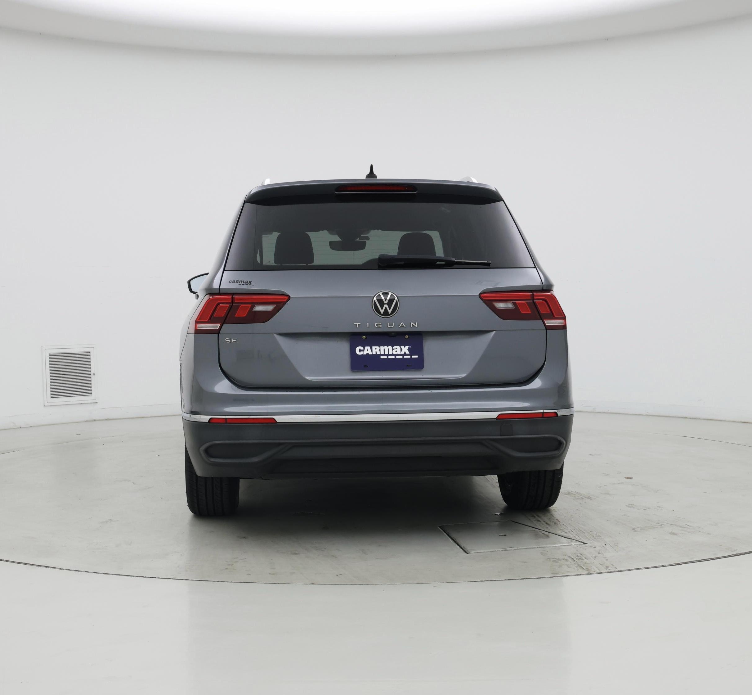 Thumbnail: 2022 Volkswagen Tiguan - 6