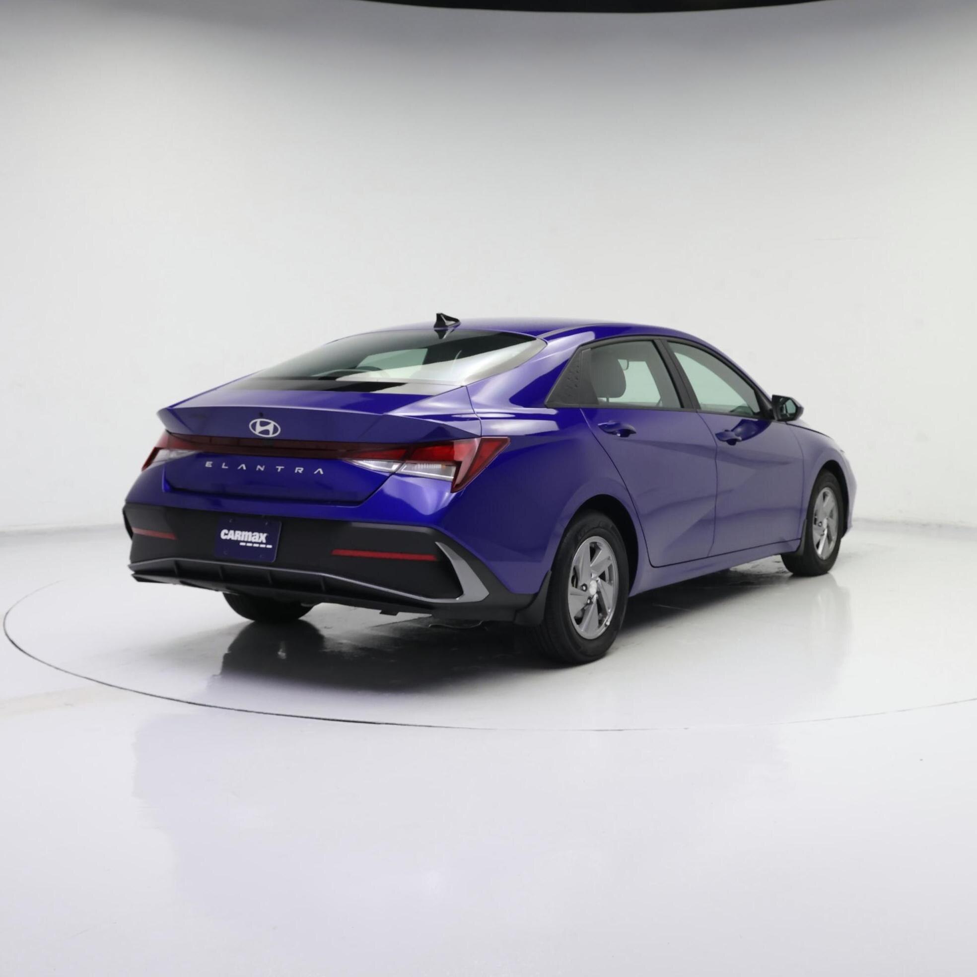 Thumbnail: 2024 Hyundai Elantra - 8