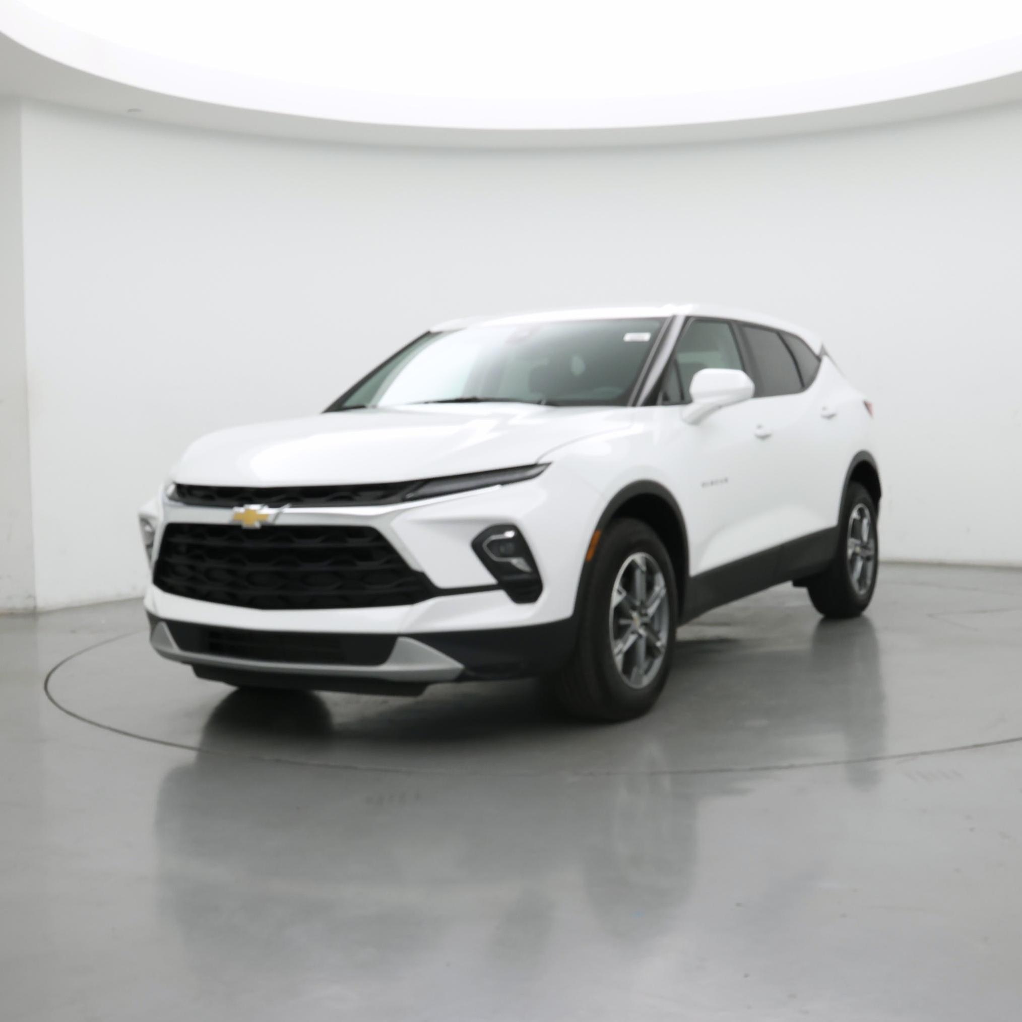 Thumbnail: 2023 Chevrolet Blazer - 4