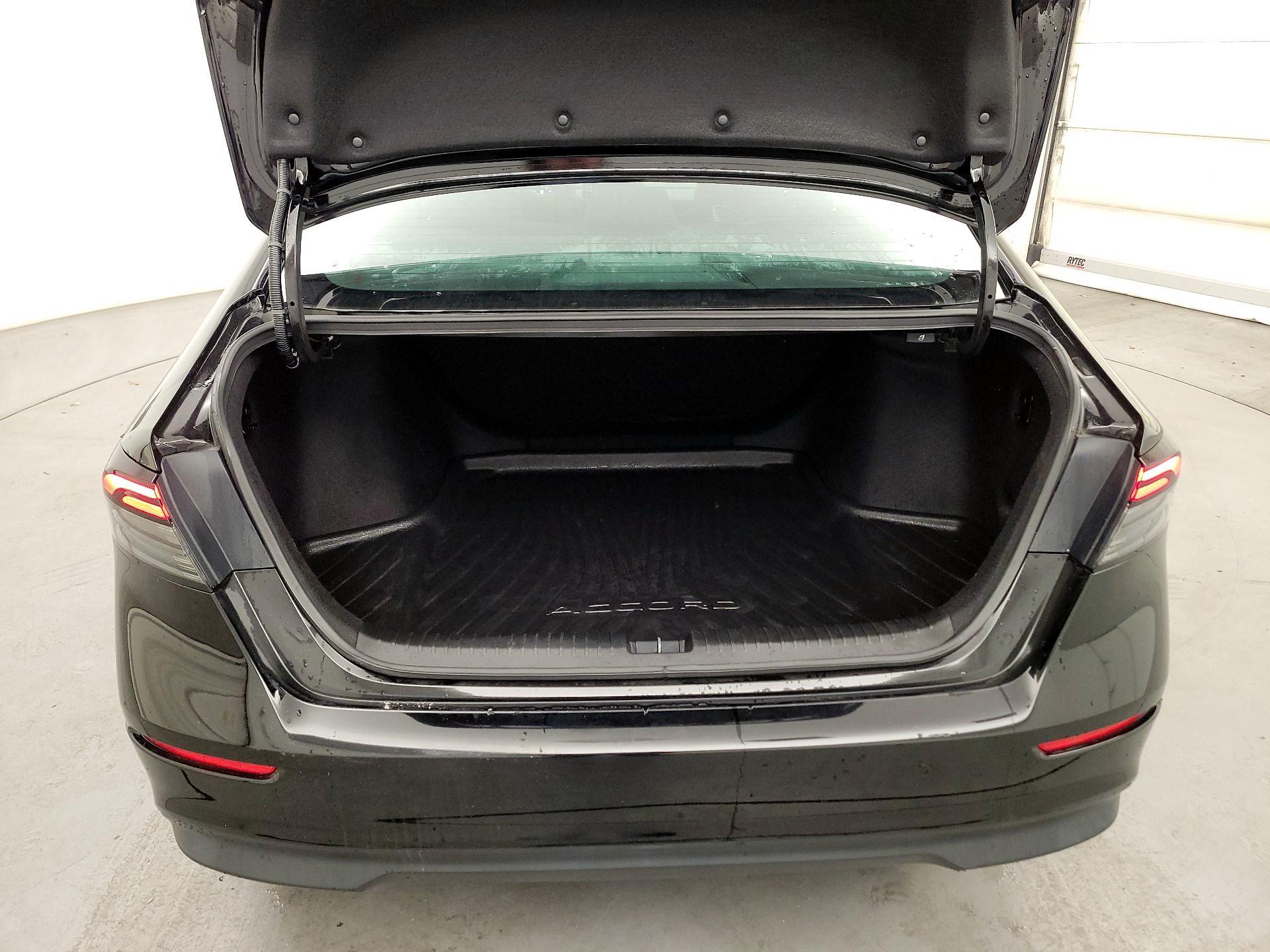 Thumbnail: 2023 Honda Accord - 18