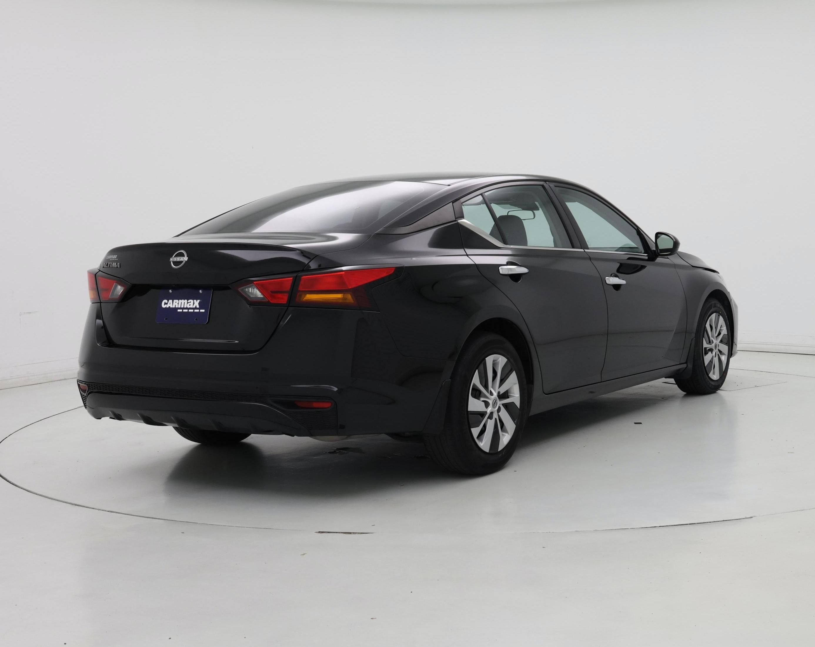 Thumbnail: 2023 Nissan Altima - 8