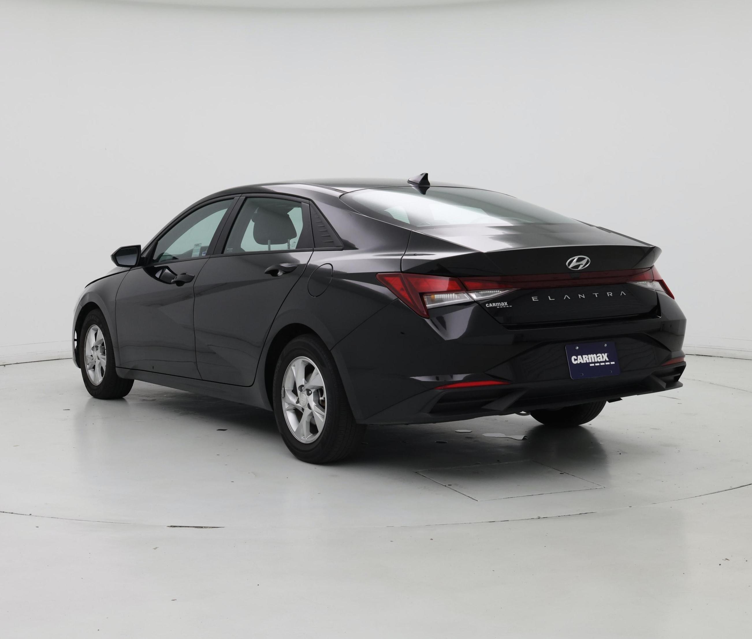 Thumbnail: 2023 Hyundai Elantra - 2