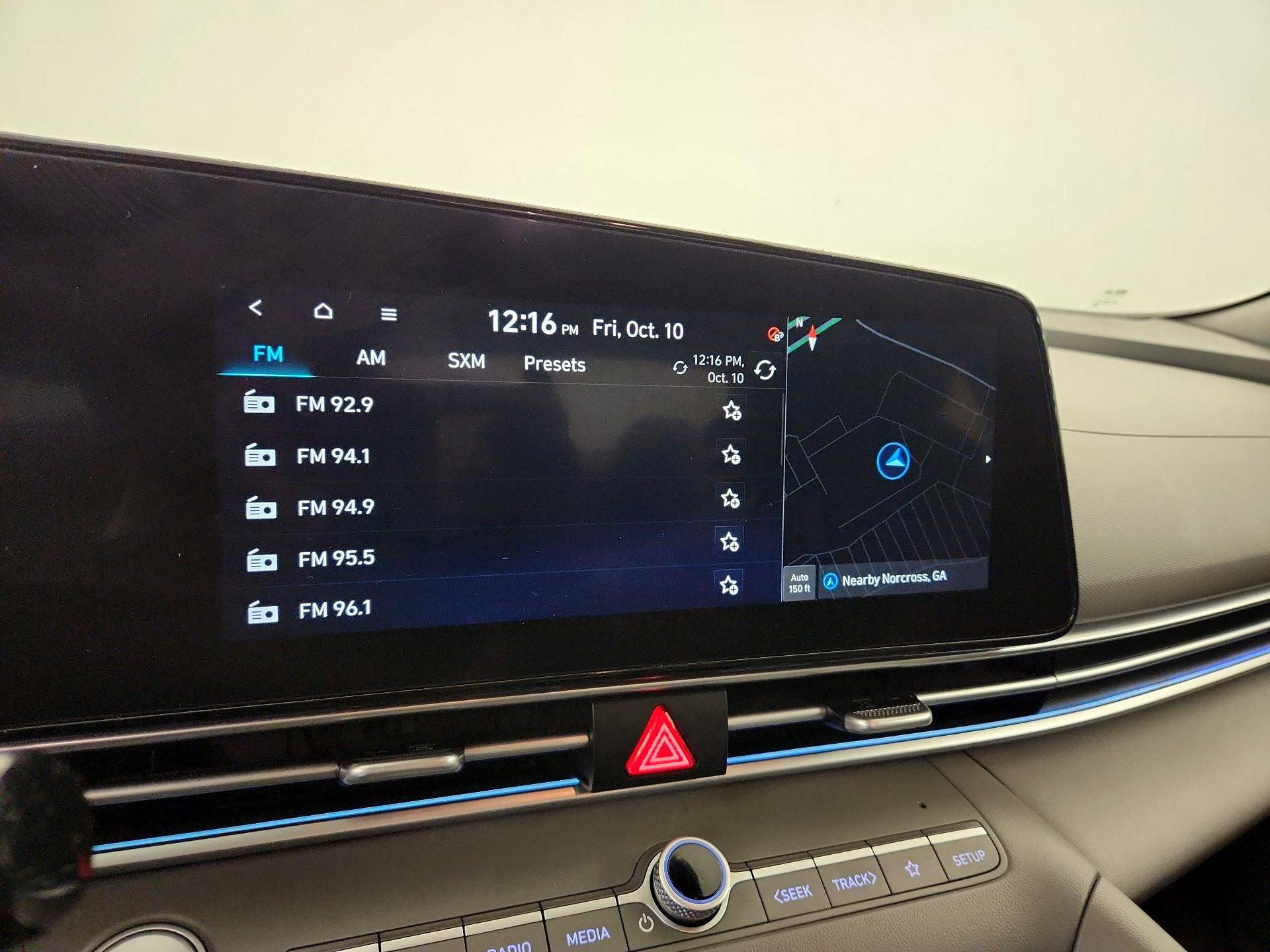 Thumbnail: 2024 Hyundai Elantra - 16