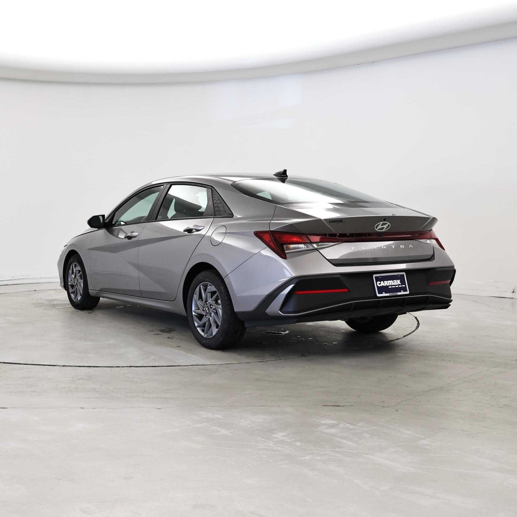 Thumbnail: 2024 Hyundai Elantra - 2