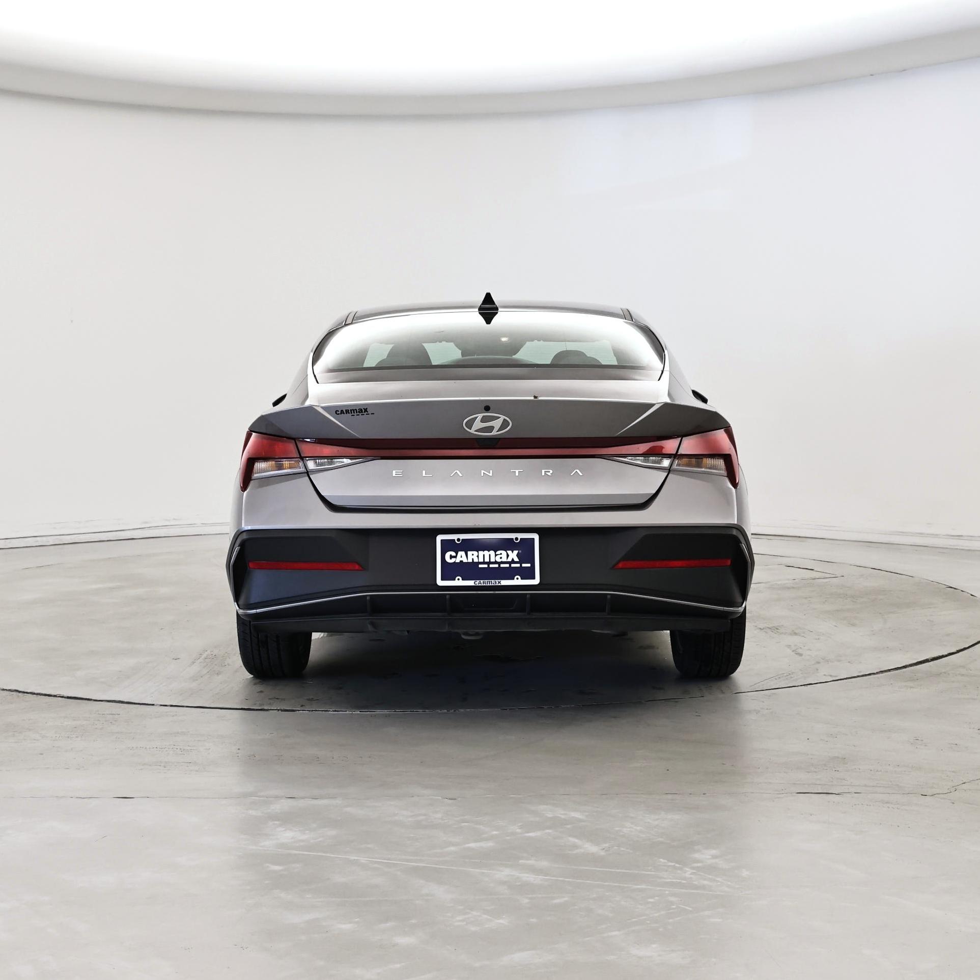 Thumbnail: 2024 Hyundai Elantra - 6