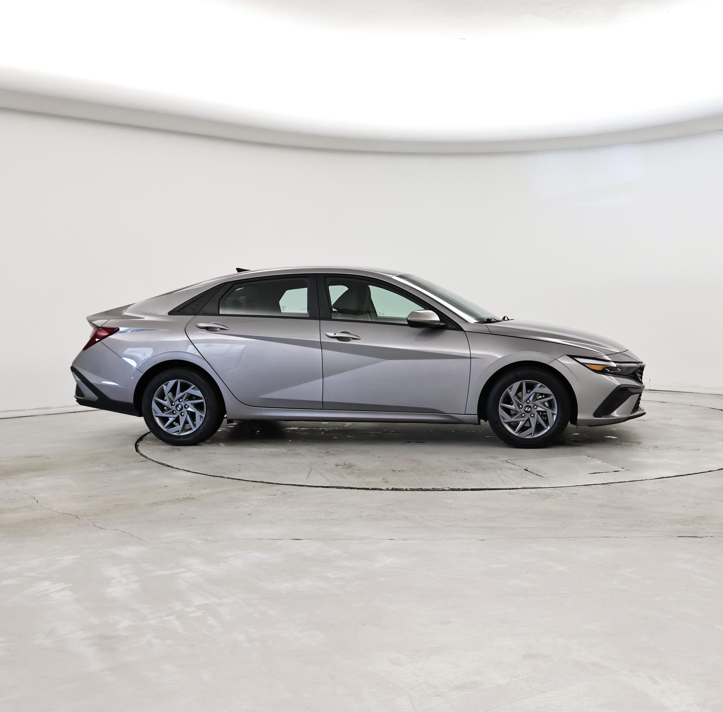 Thumbnail: 2024 Hyundai Elantra - 7