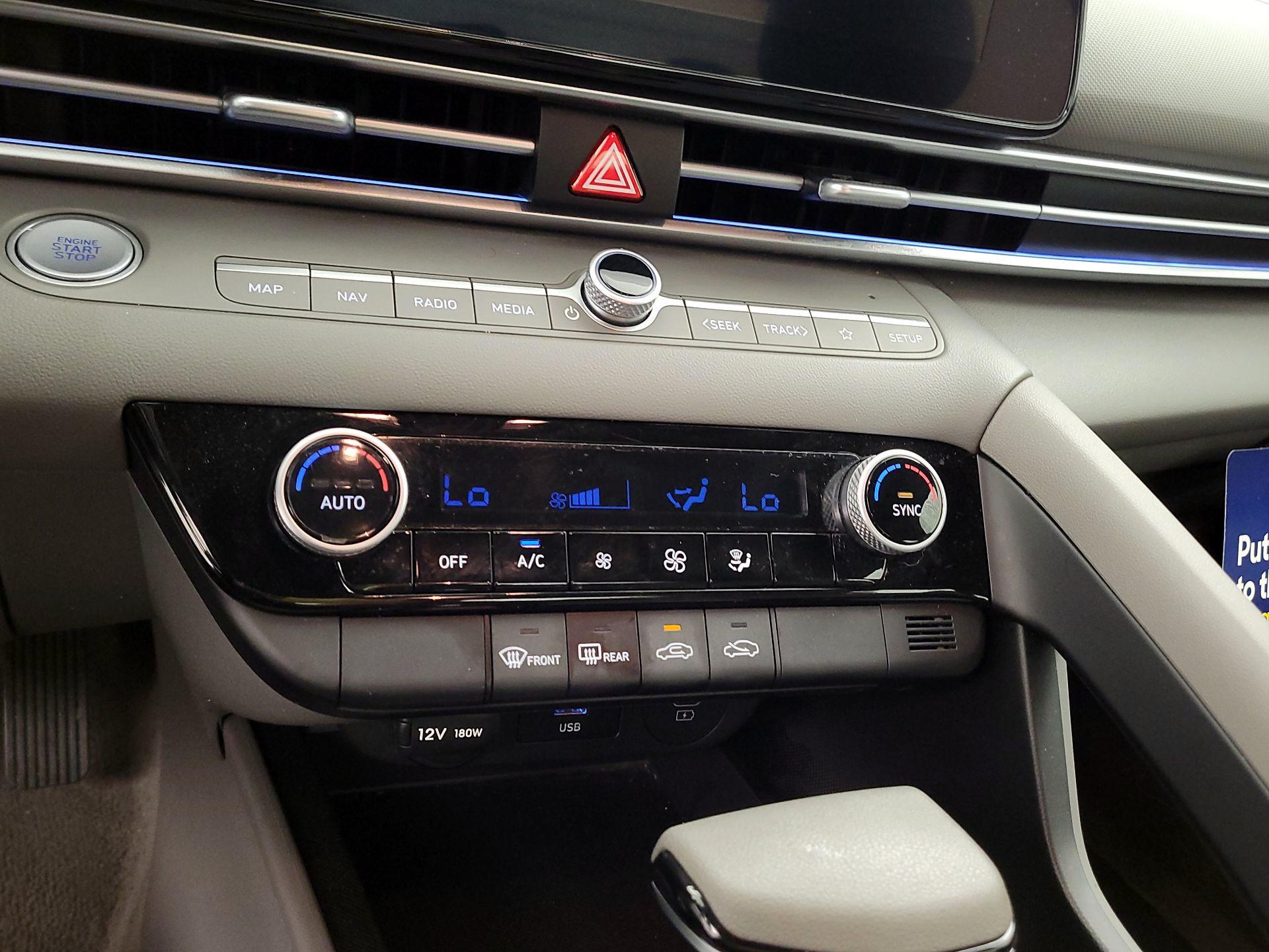 Thumbnail: 2024 Hyundai Elantra - 14