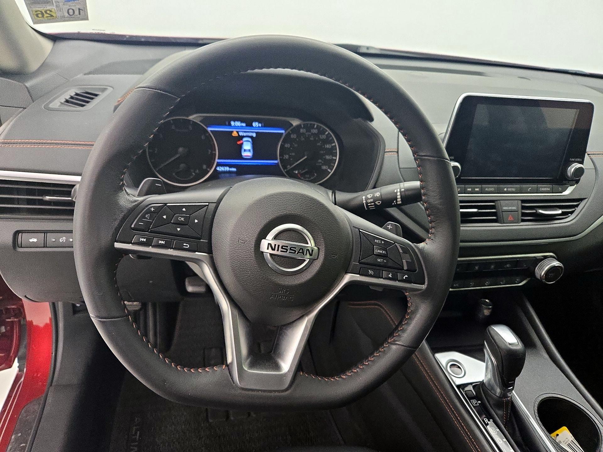 Thumbnail: 2022 Nissan Altima - 10