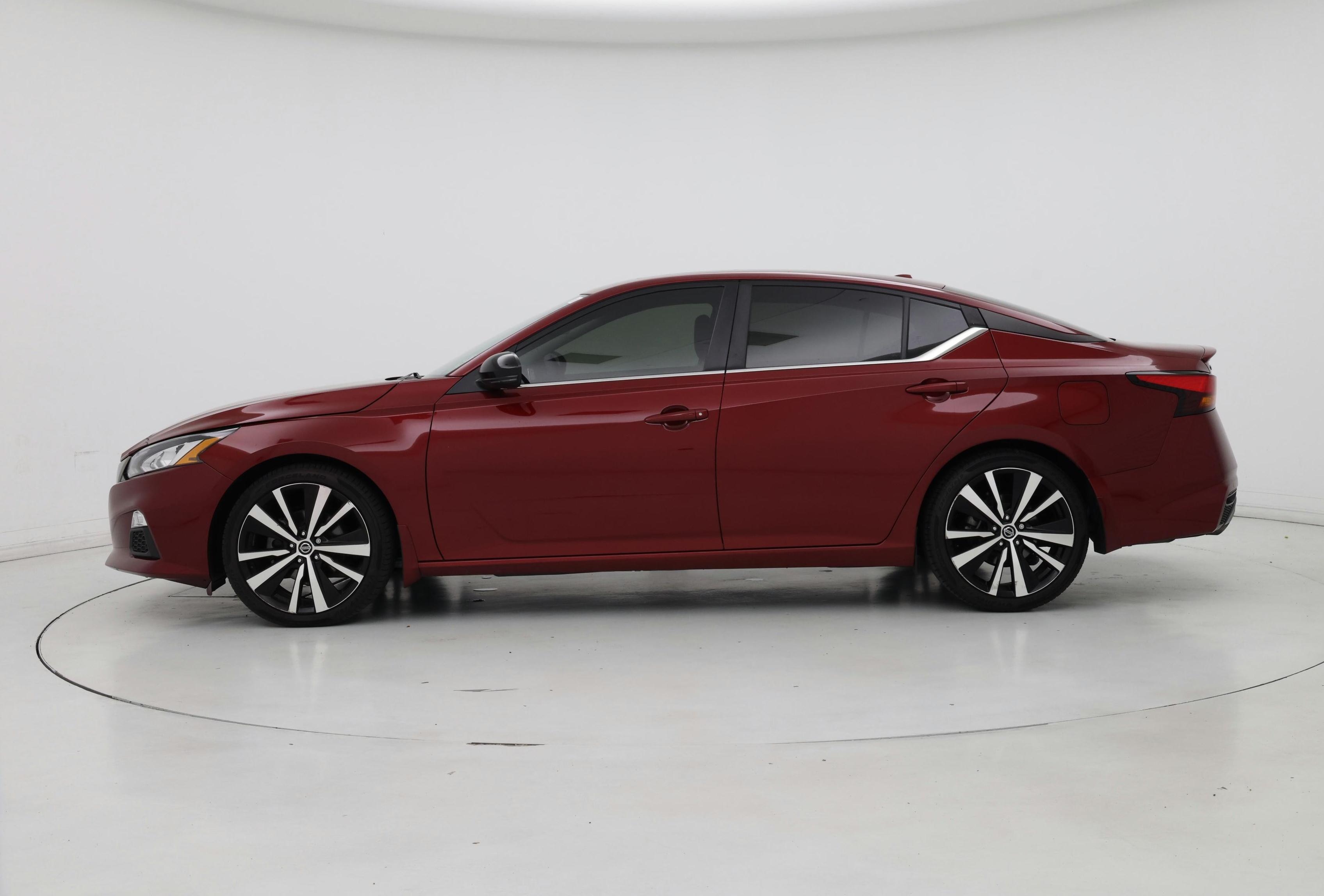 Thumbnail: 2022 Nissan Altima - 3