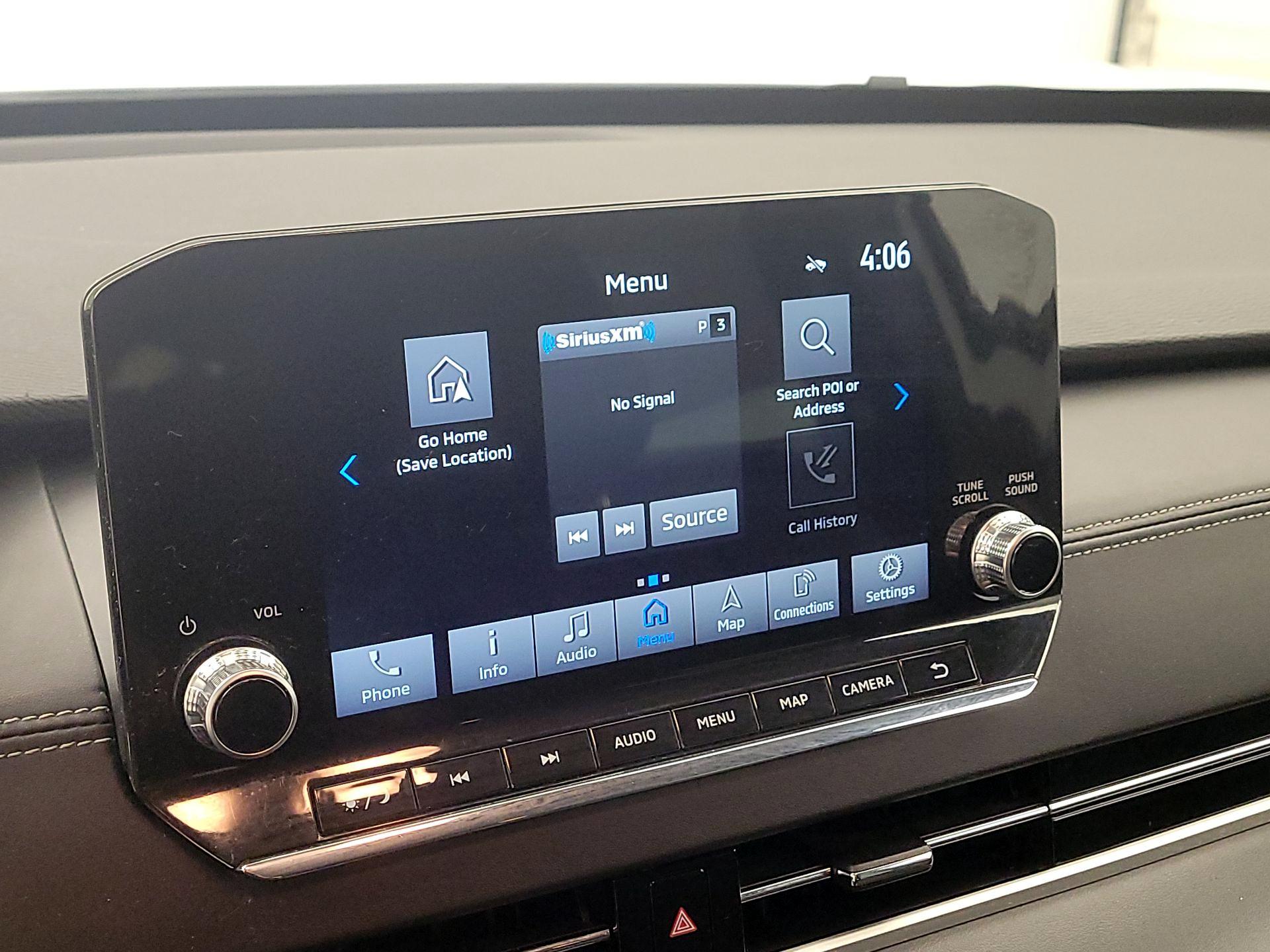 Thumbnail: 2023 Mitsubishi Outlander - 15