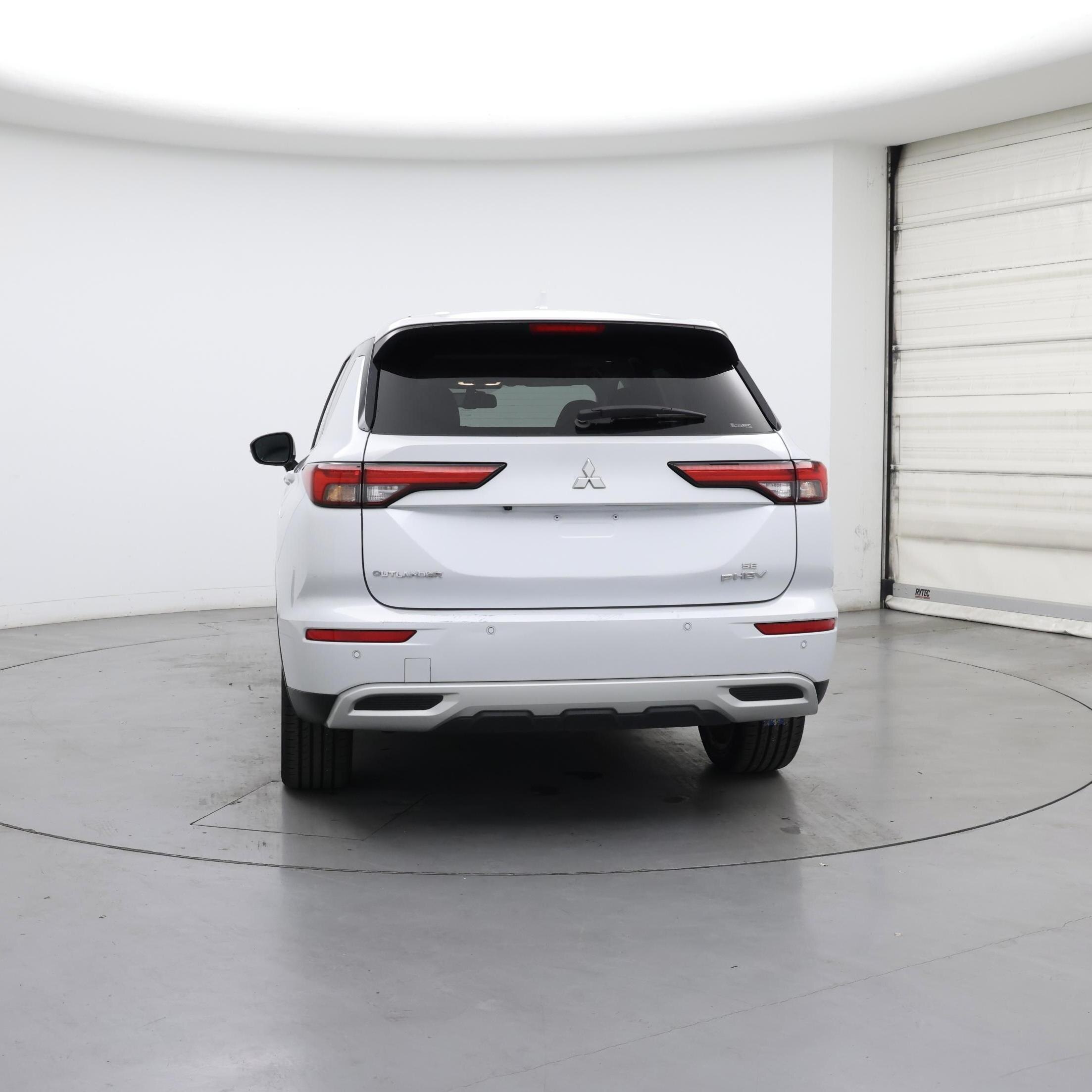 Thumbnail: 2023 Mitsubishi Outlander - 6