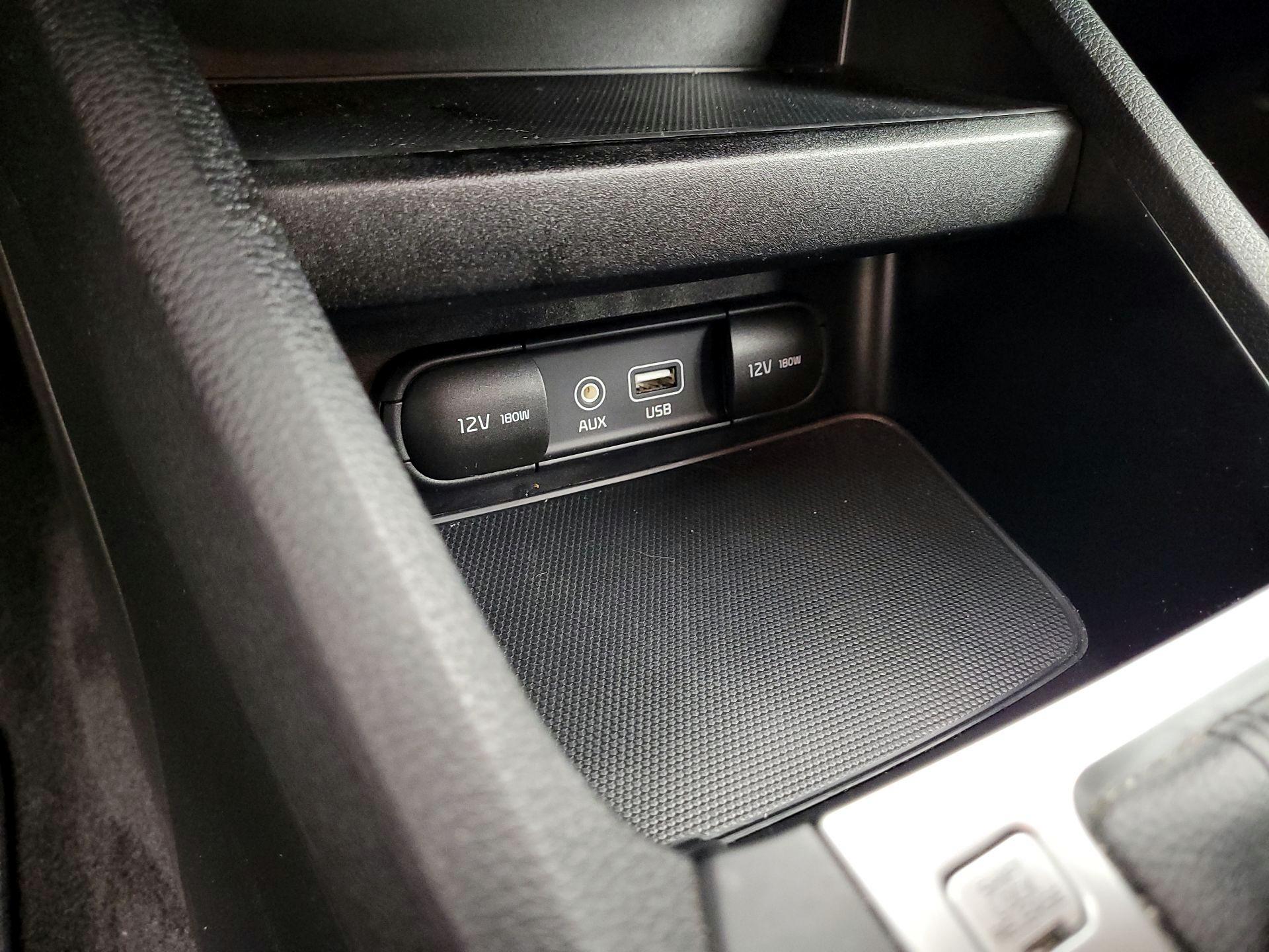 Thumbnail: 2021 Kia Forte - 16