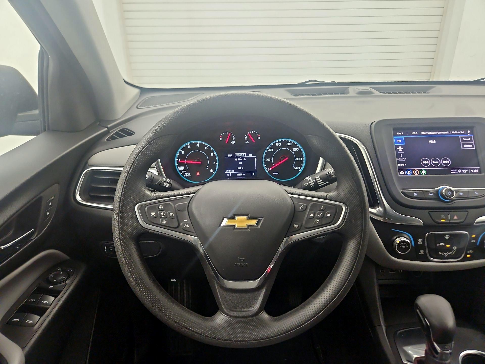 Thumbnail: 2022 Chevrolet Equinox - 10