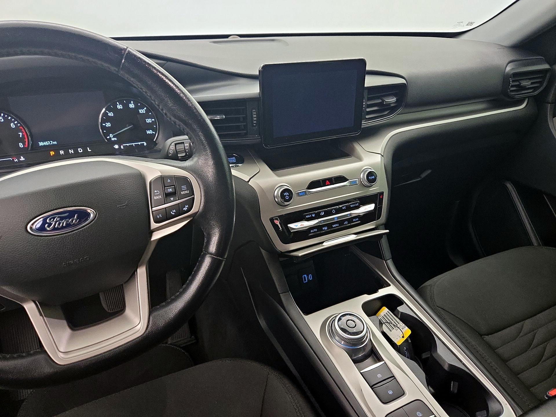 Thumbnail: 2021 Ford Explorer - 9