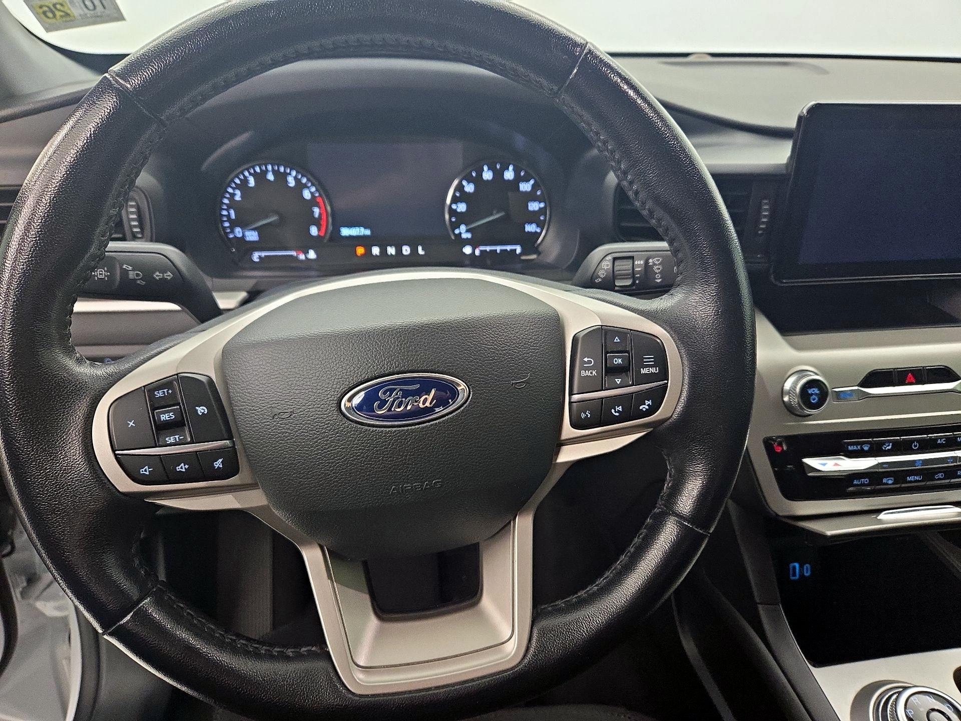 Thumbnail: 2021 Ford Explorer - 10