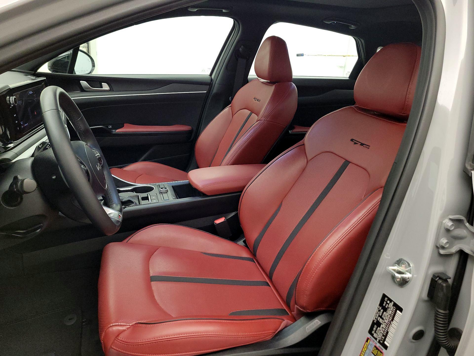 Thumbnail: 2022 Kia K5 - 11