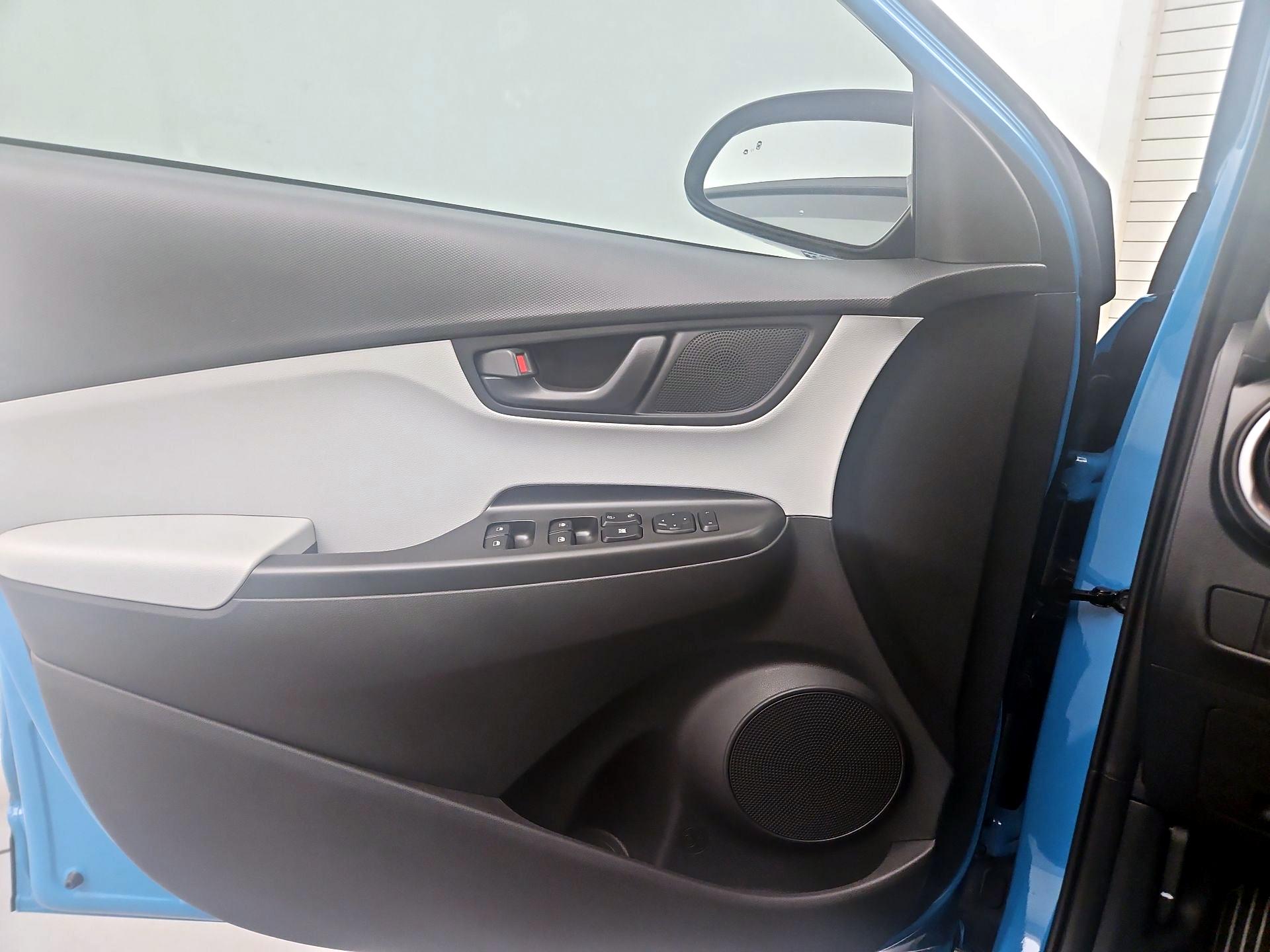 Thumbnail: 2023 Hyundai Kona - 12