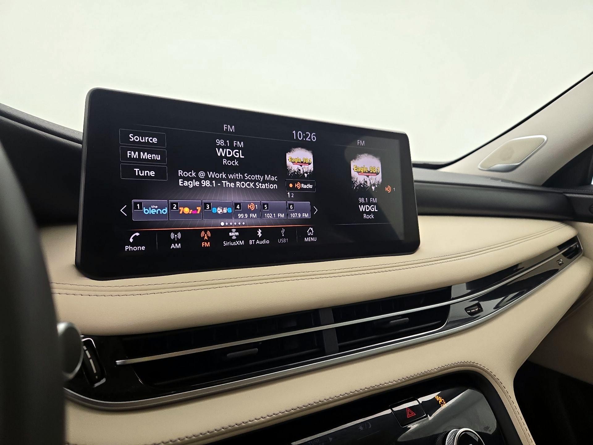 Thumbnail: 2023 INFINITI QX60 - 16